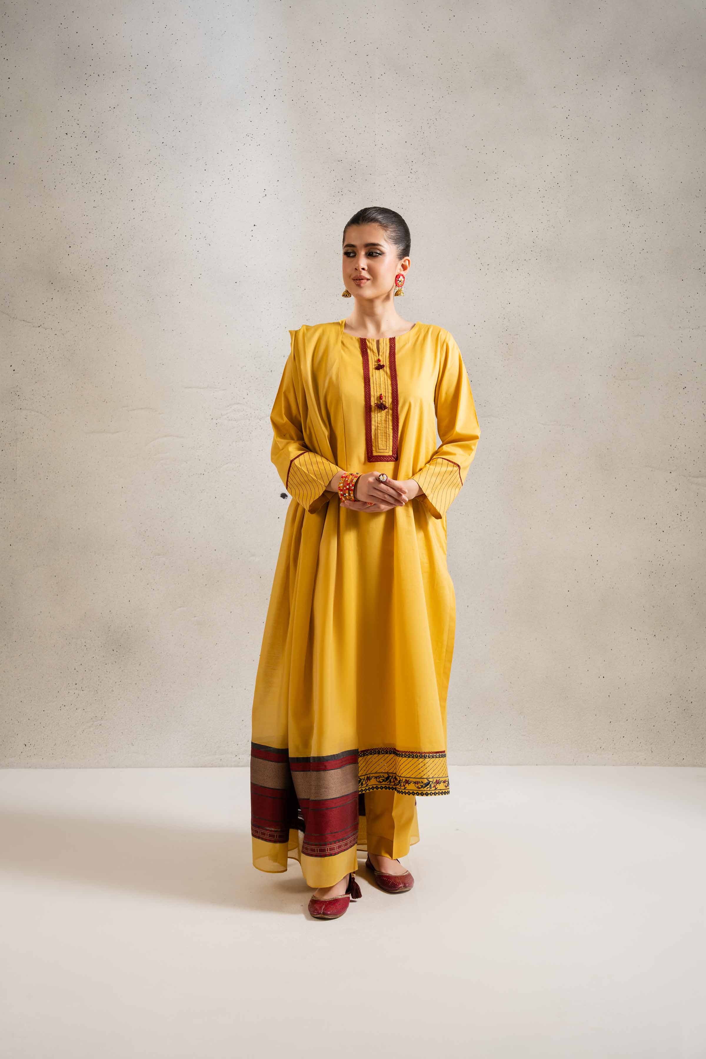 3 Piece - Embroidered Suit - PE25-318 - Image 4