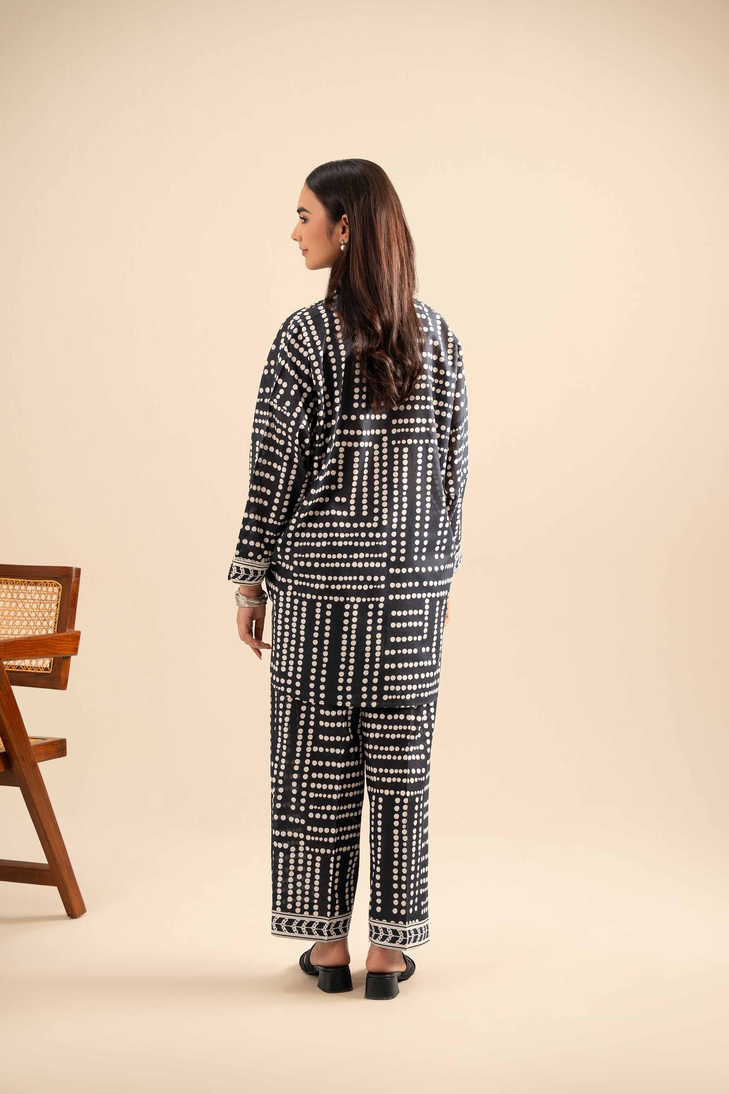 2 Piece - Printed Suit - PE25-380 - Image 3