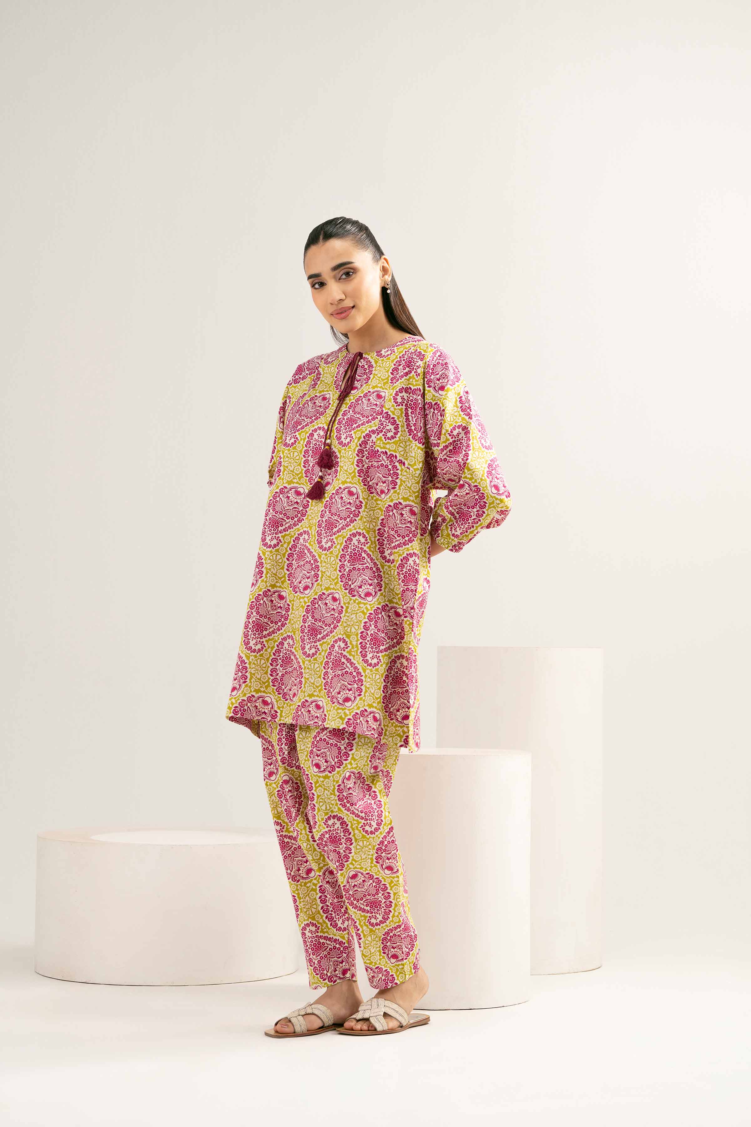 2 Piece - Printed Suit - PE25-399 - Image 4