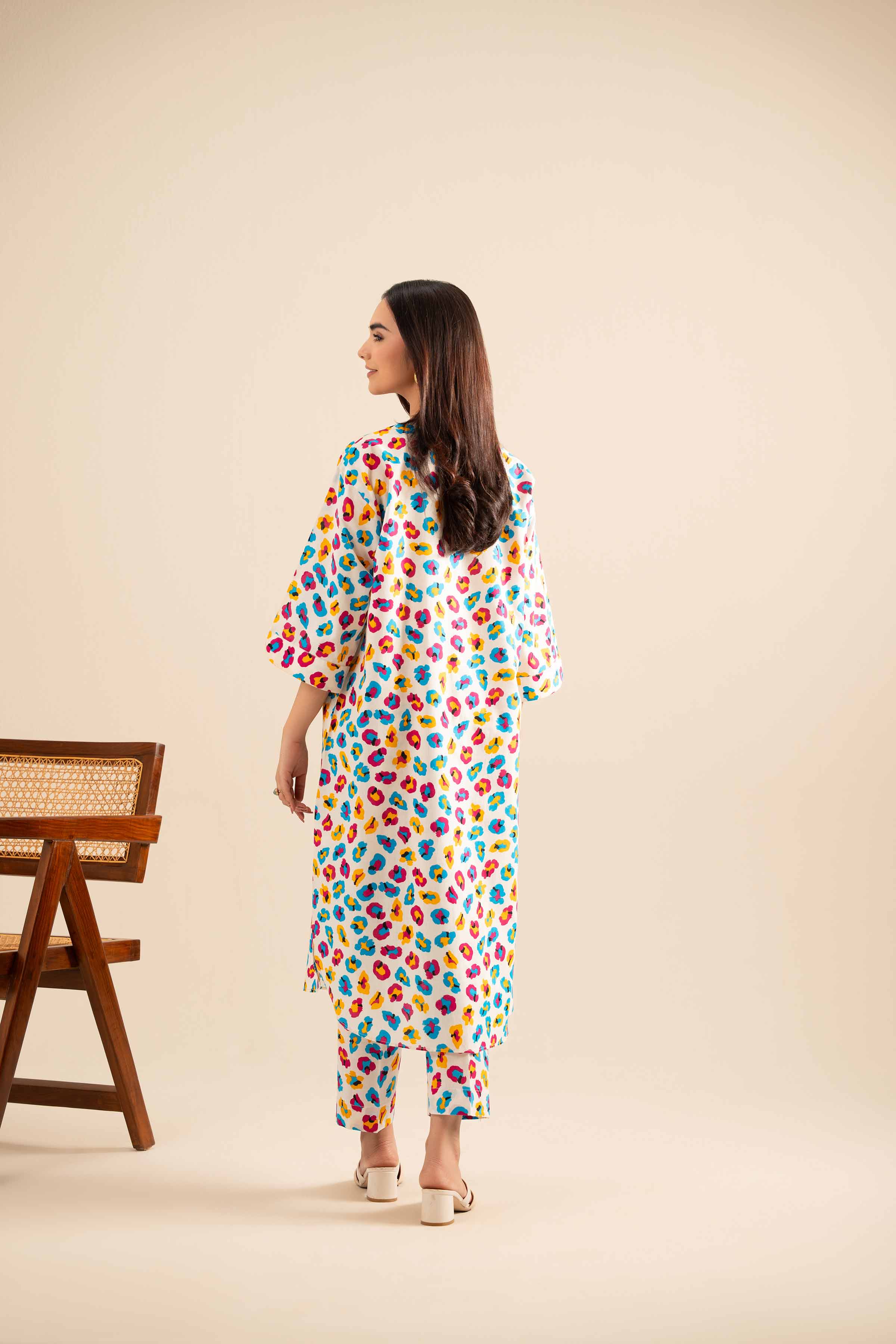 2 Piece - Printed Suit - PE25-423 - Image 3
