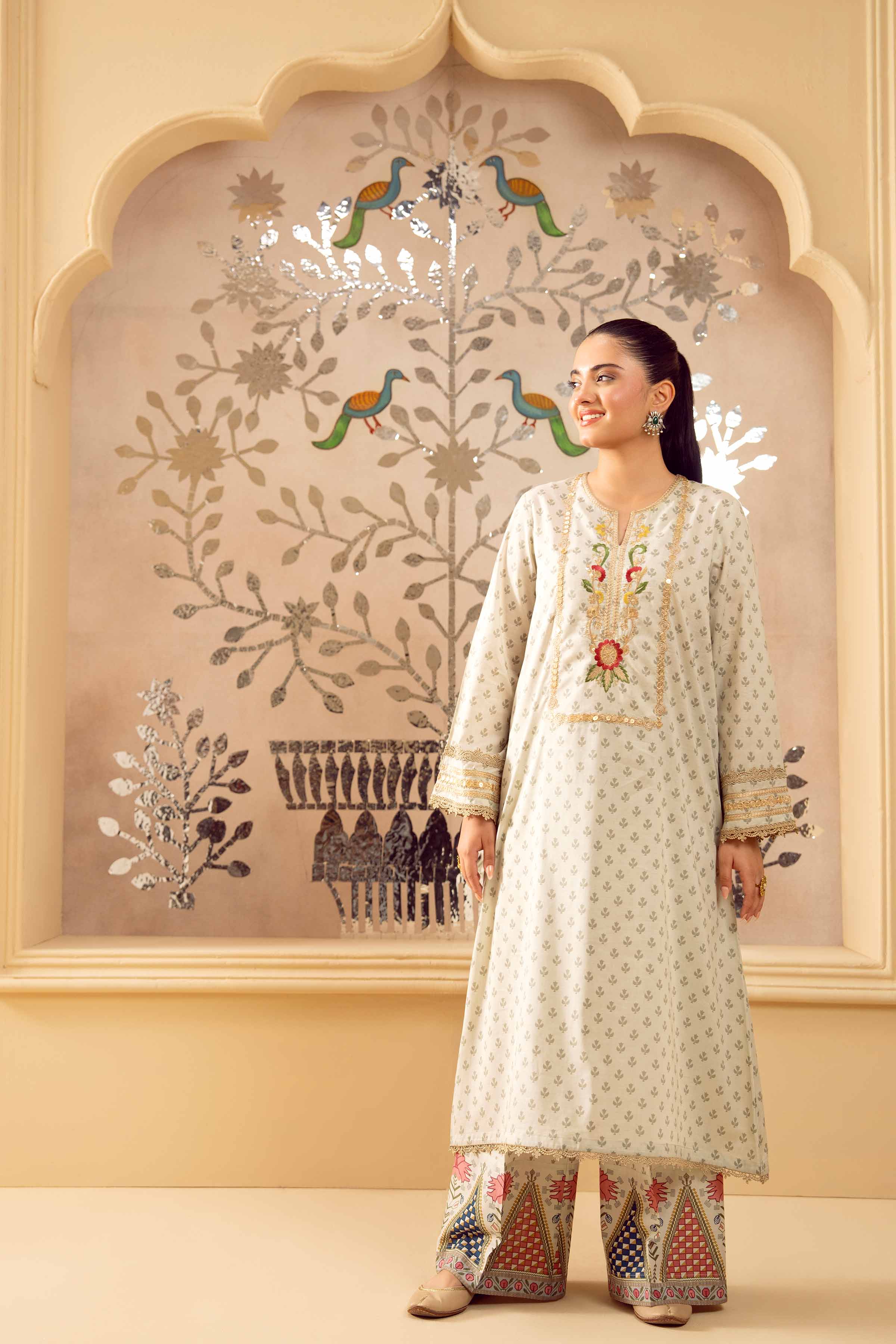 2 Piece - Printed Embroidered Suit - PE25-425 - Image 4
