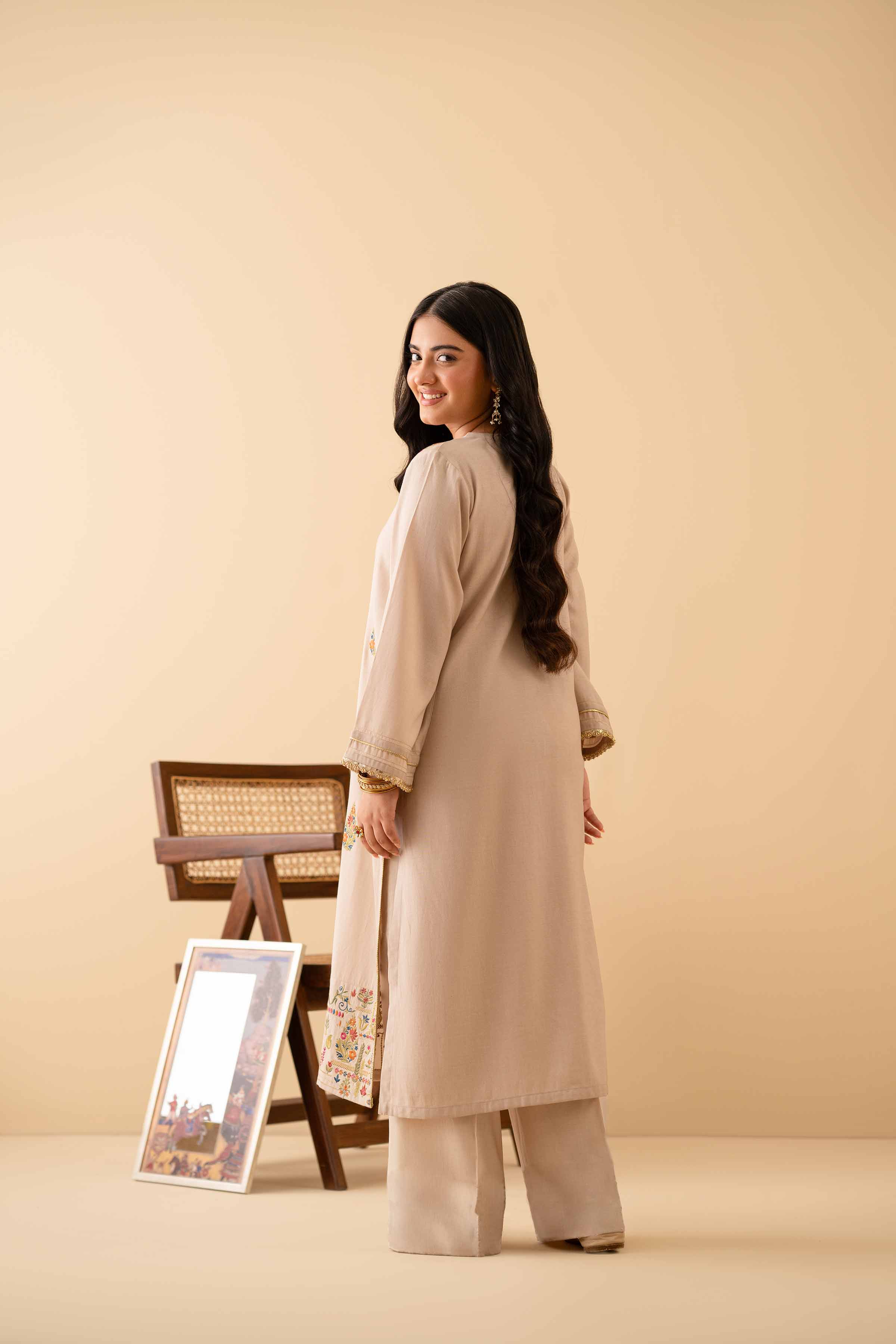 Embroidered Shirt - PE25-436 - Image 3
