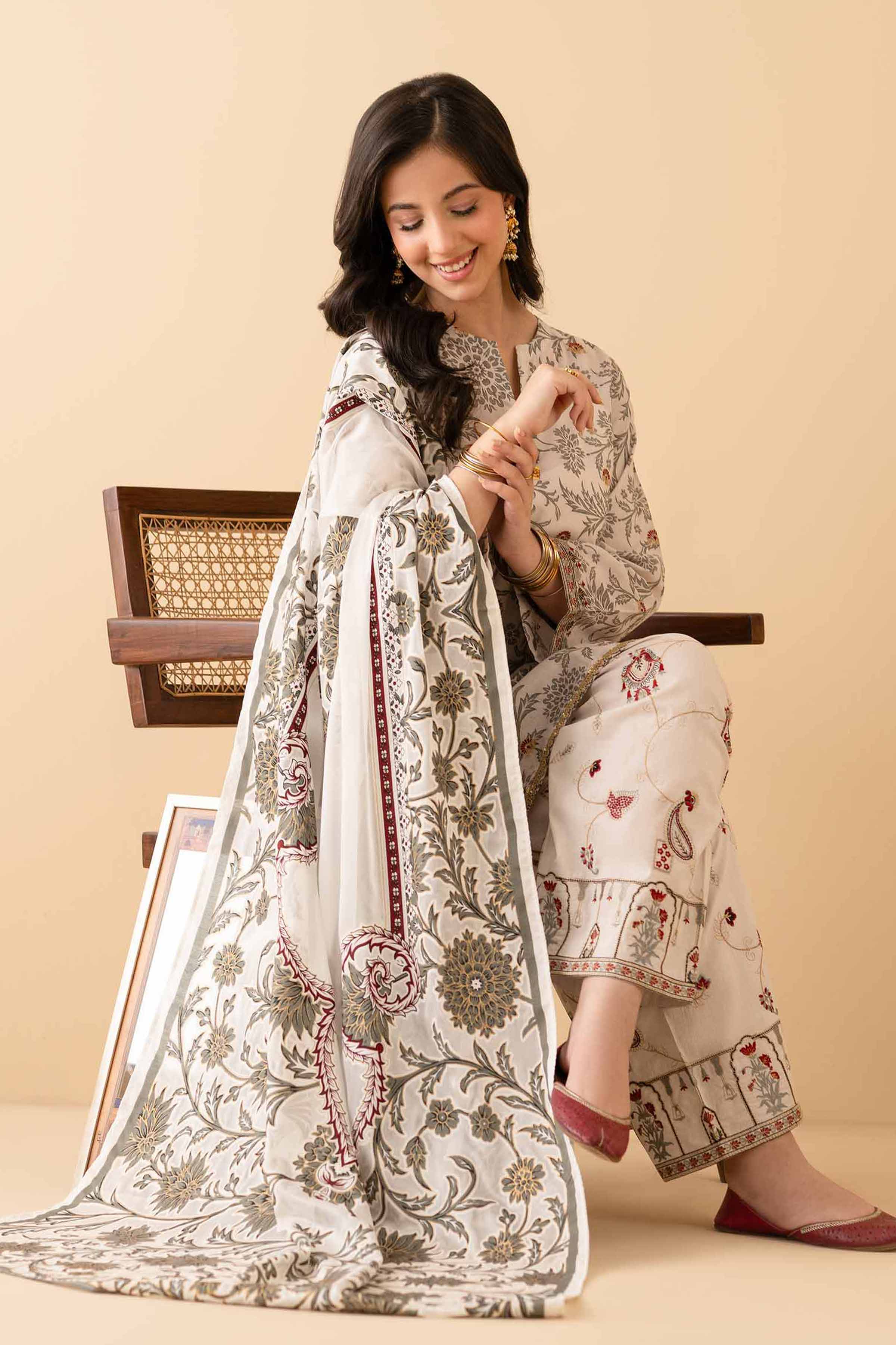 3 Piece - Printed Embroidered Suit - PE25-467 - Image 2