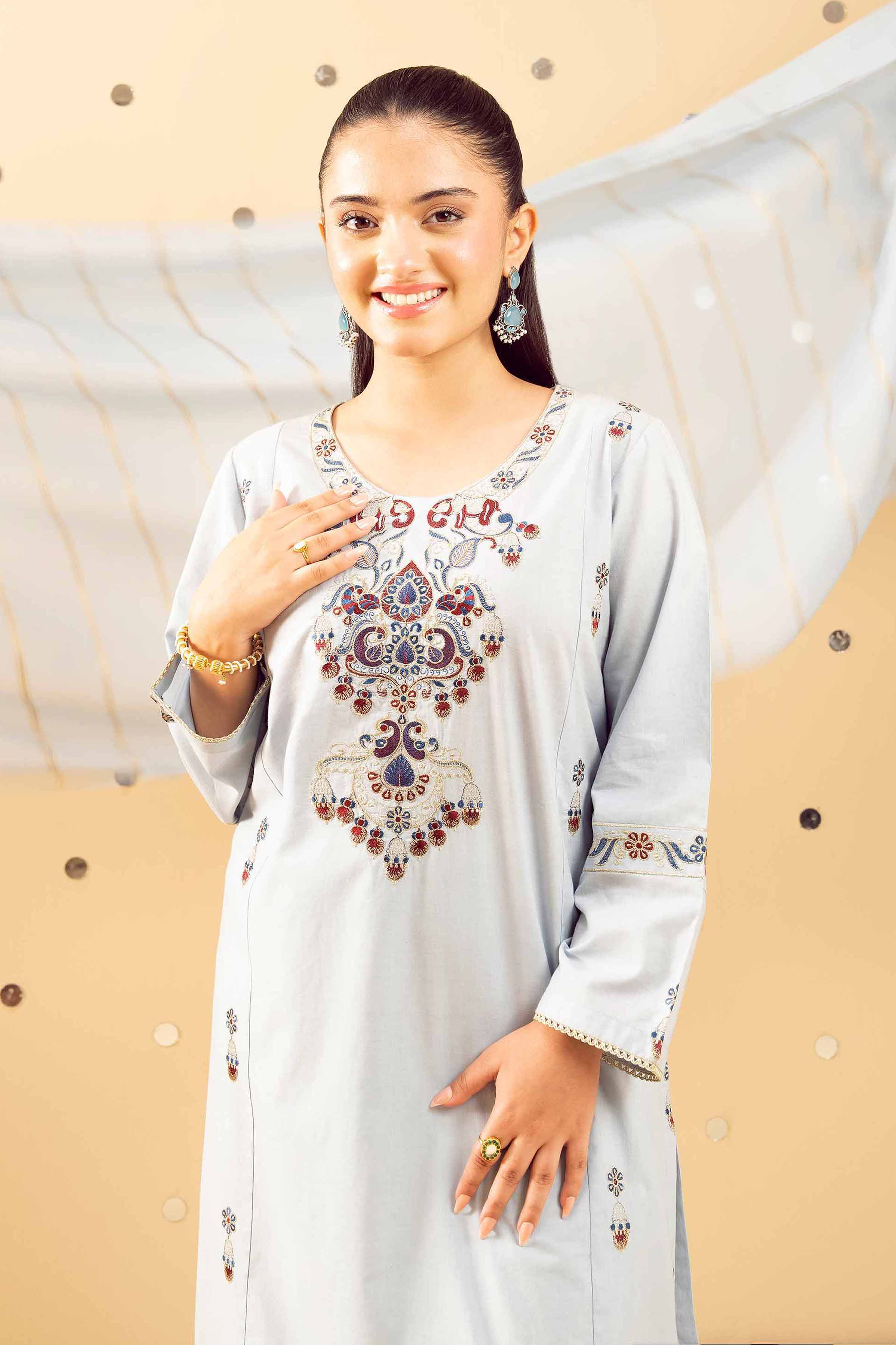 2 Piece - Embroidered Suit - PE25-505 - Image 2