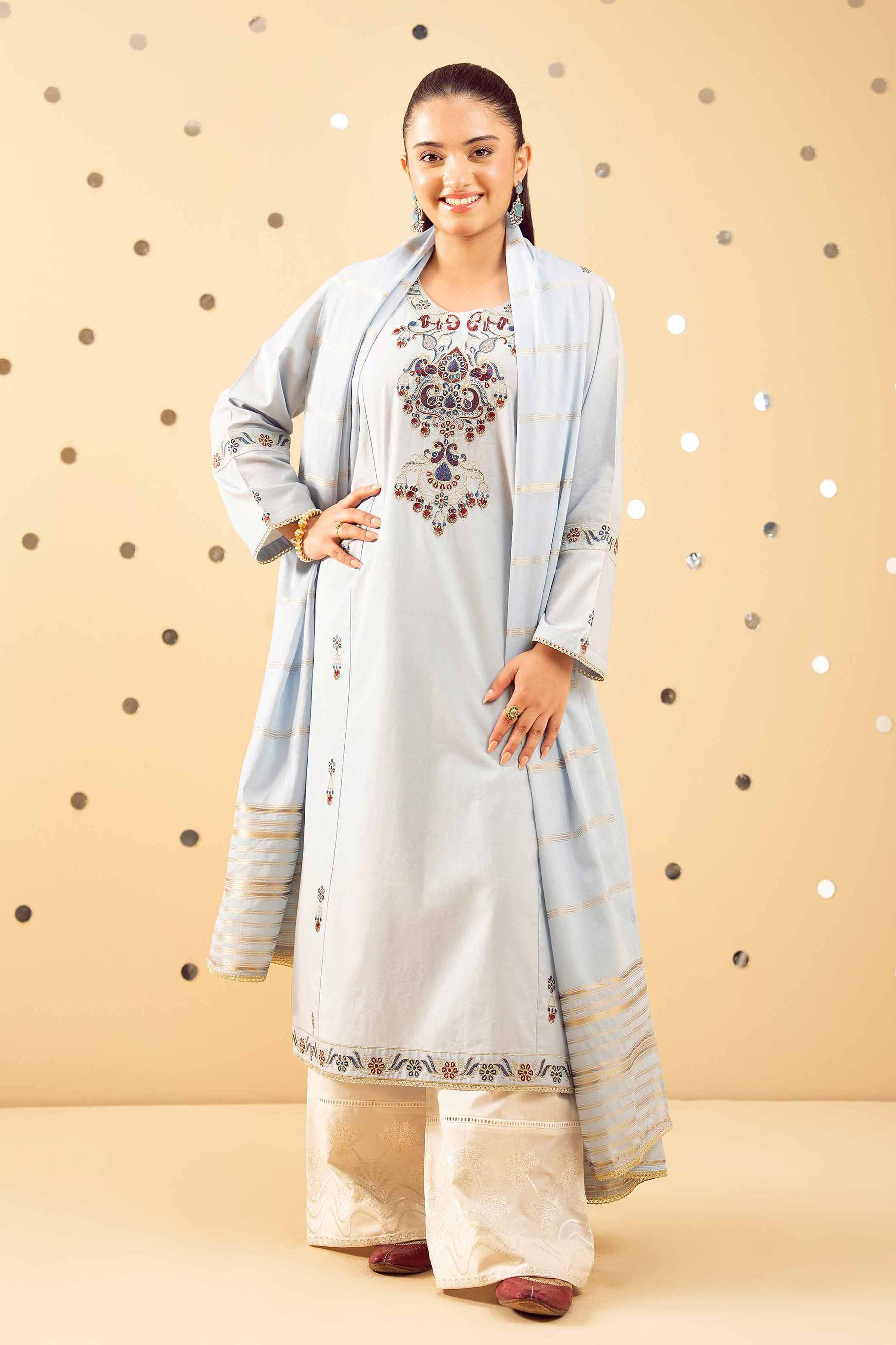 2 Piece - Embroidered Suit - PE25-505 - Image 4
