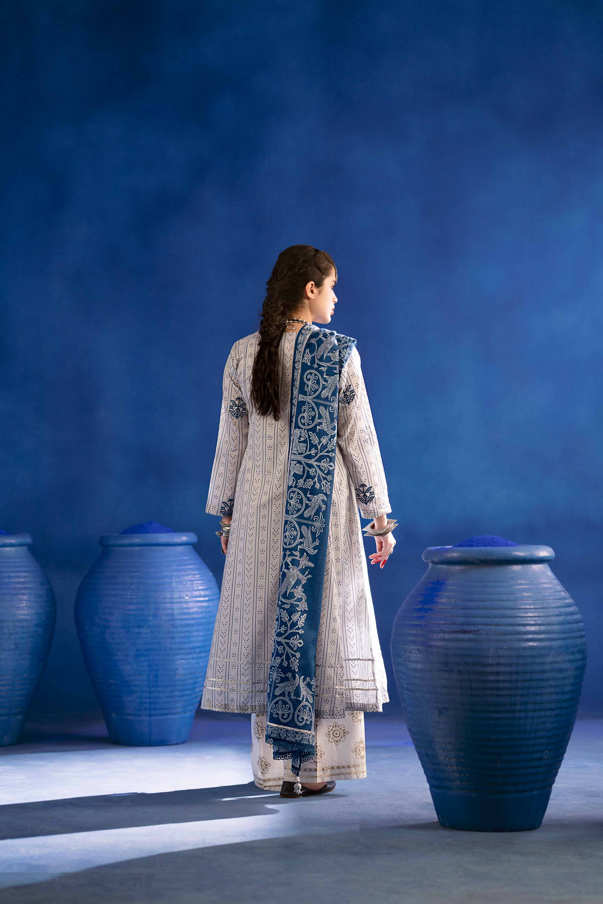 2 Piece - Printed Embroidered Suit - PE25-64 - Image 3