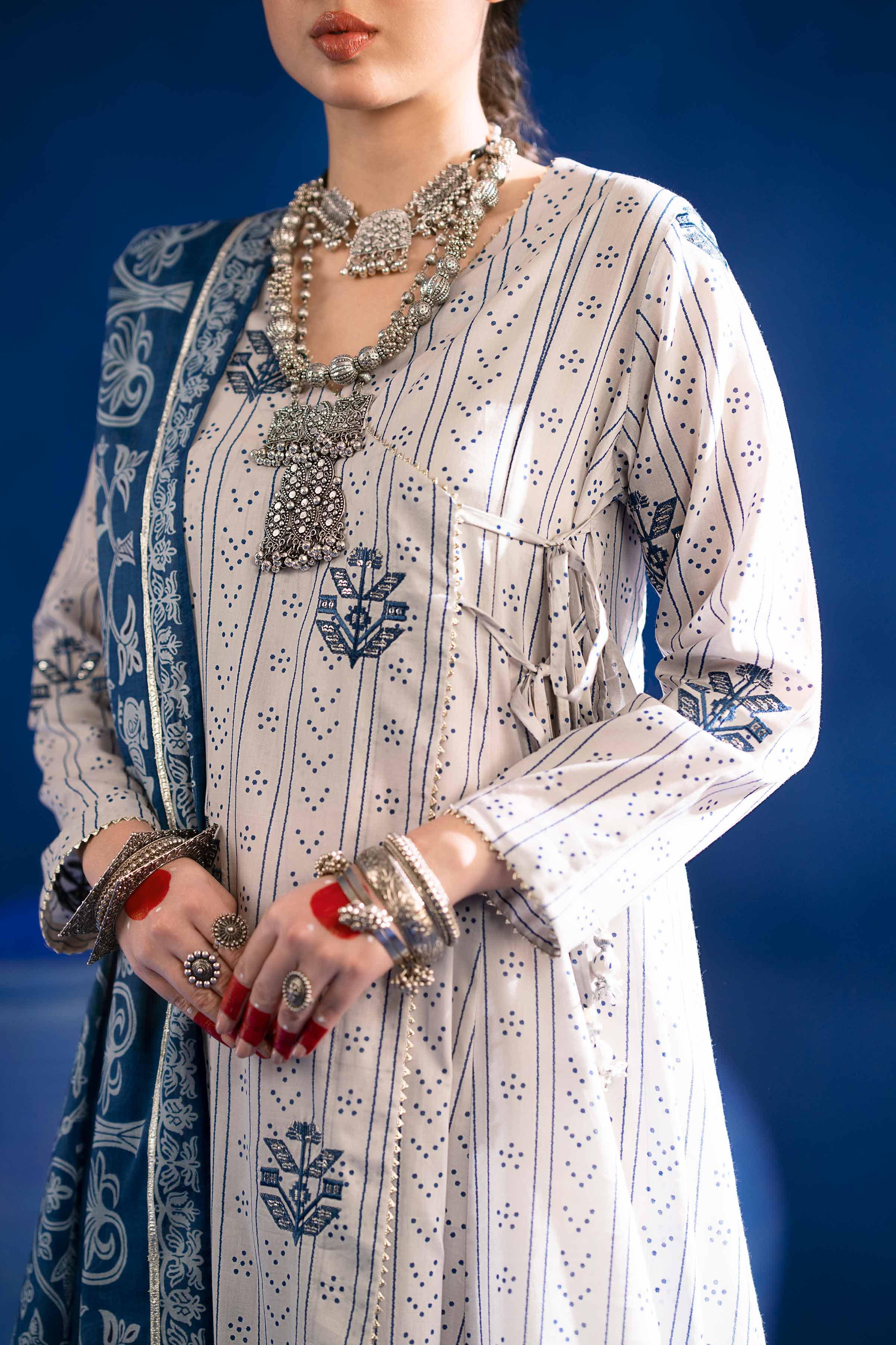 2 Piece - Printed Embroidered Suit - PE25-64 - Image 4