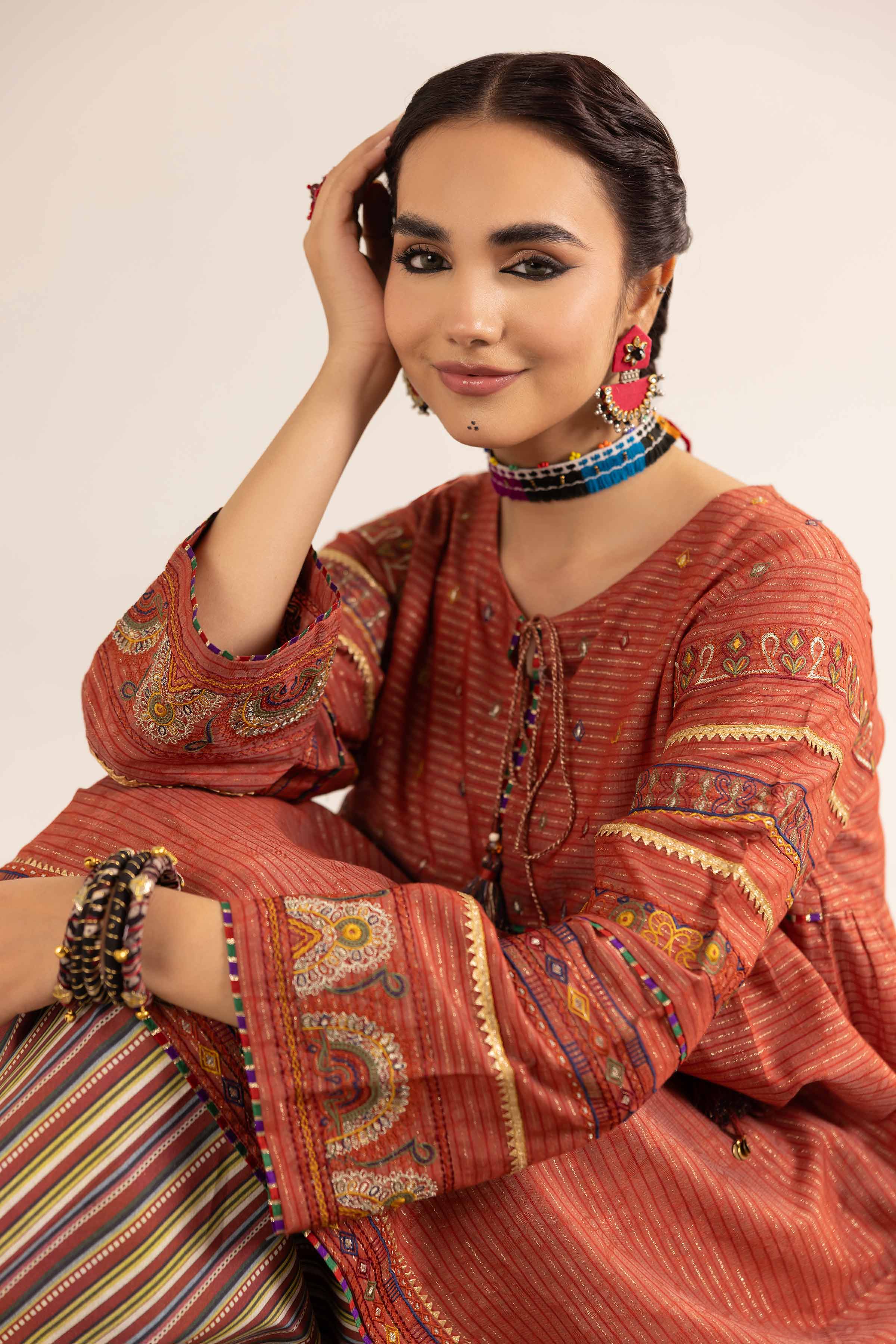 2 Piece - Printed Embroidered Suit - PE25-95 - Image 2