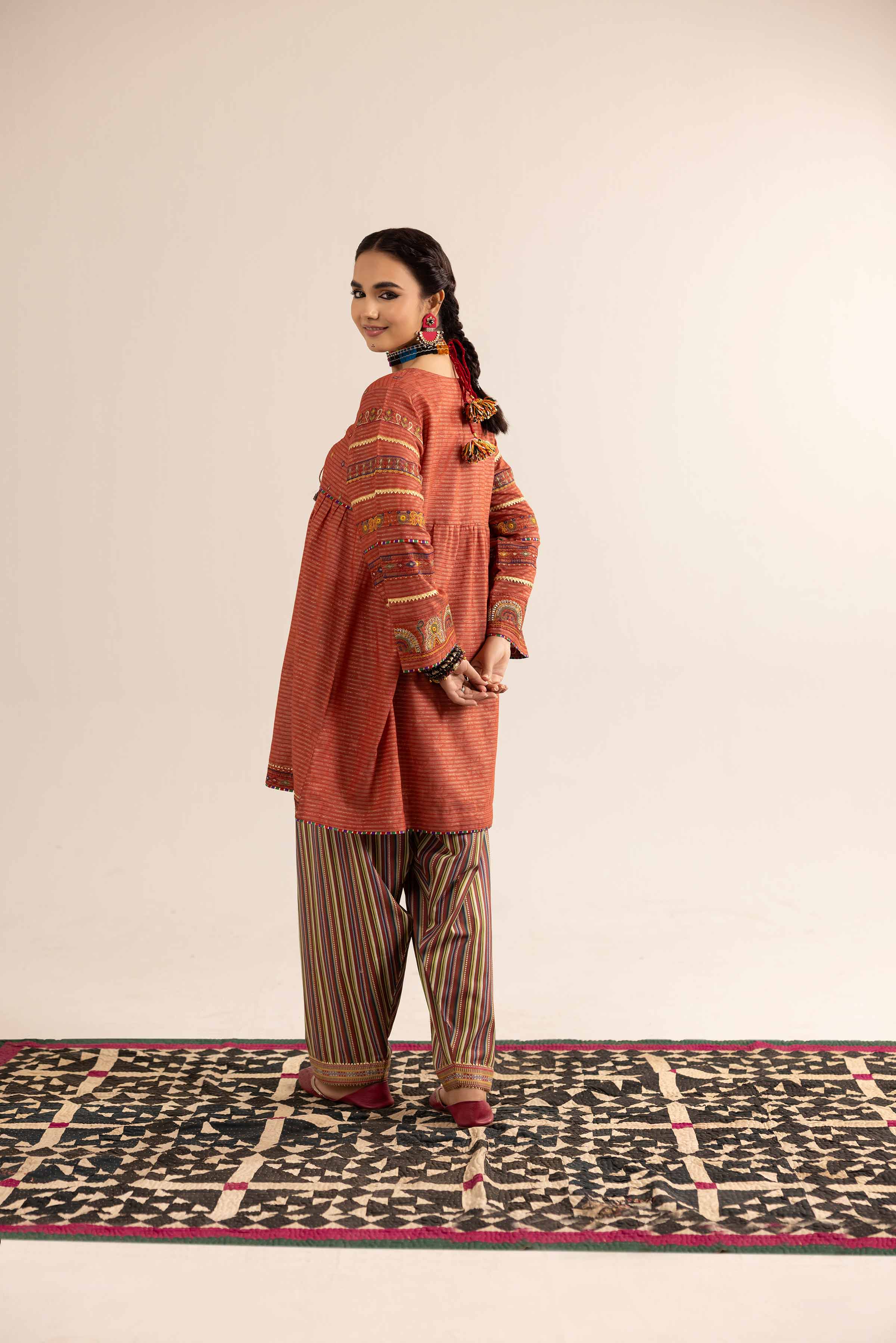 2 Piece - Printed Embroidered Suit - PE25-95 - Image 3