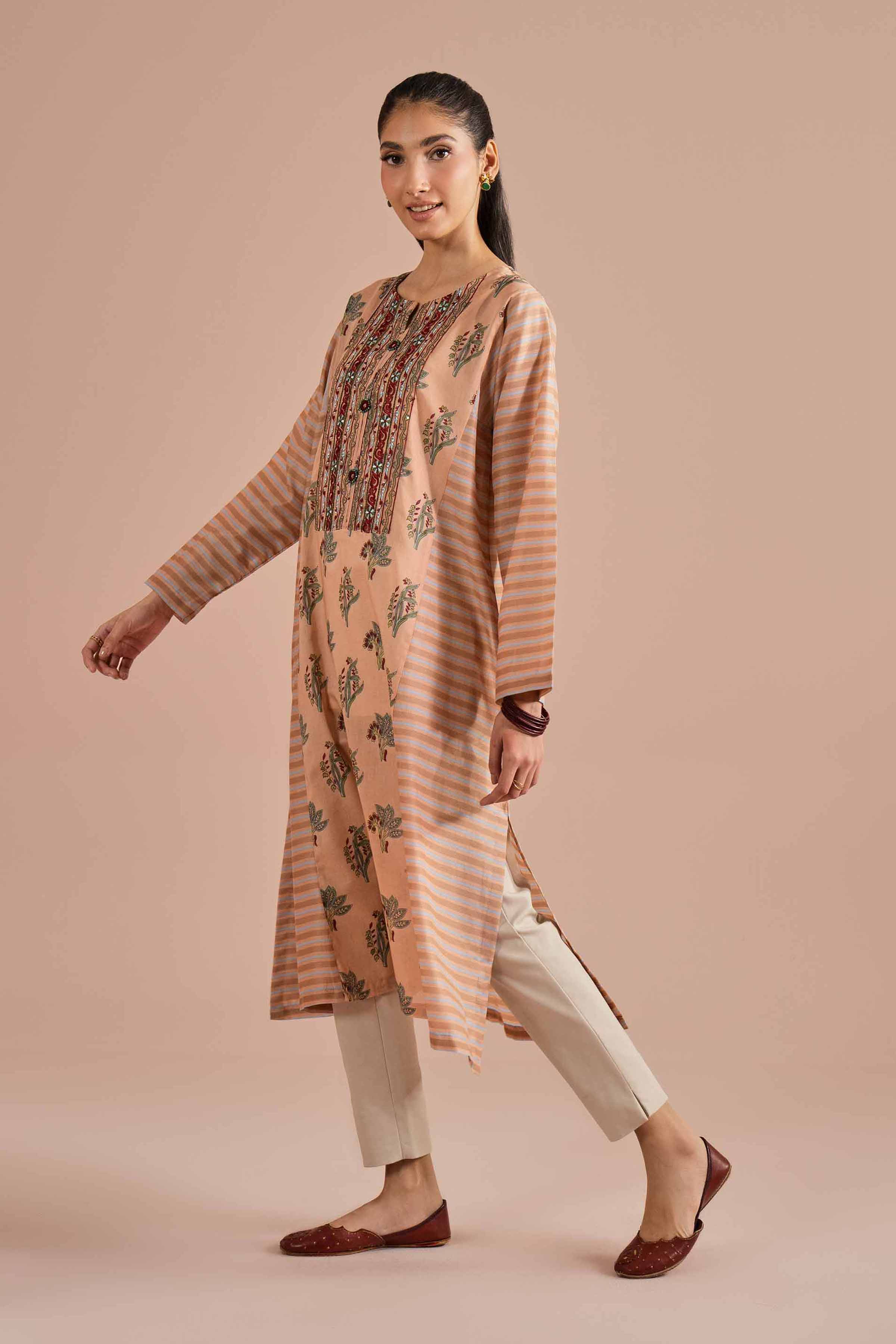 Printed Embroidered Shirt - PE26-01 - Image 4