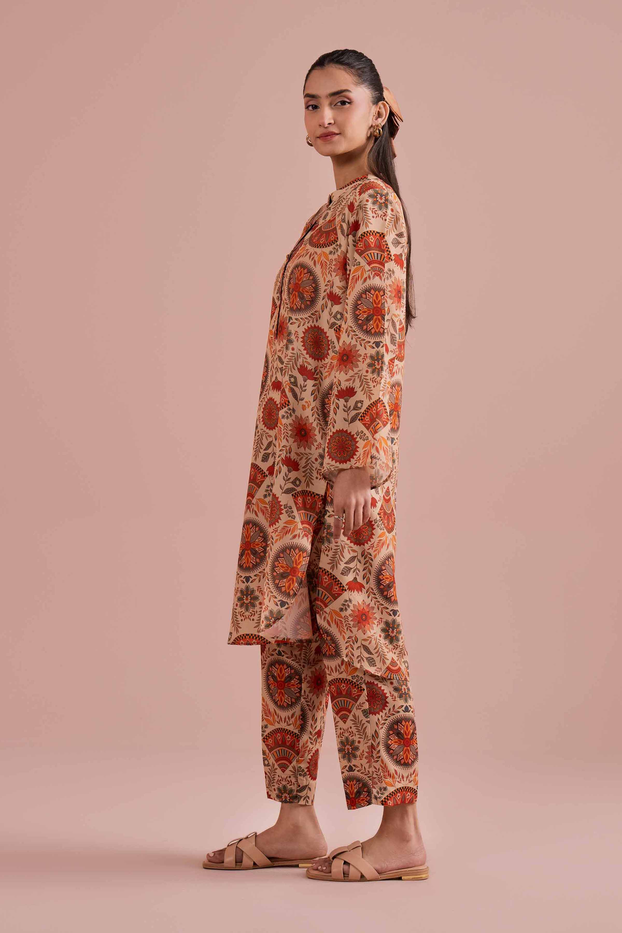 2 Piece - Printed Suit - PE26-18 - Image 4
