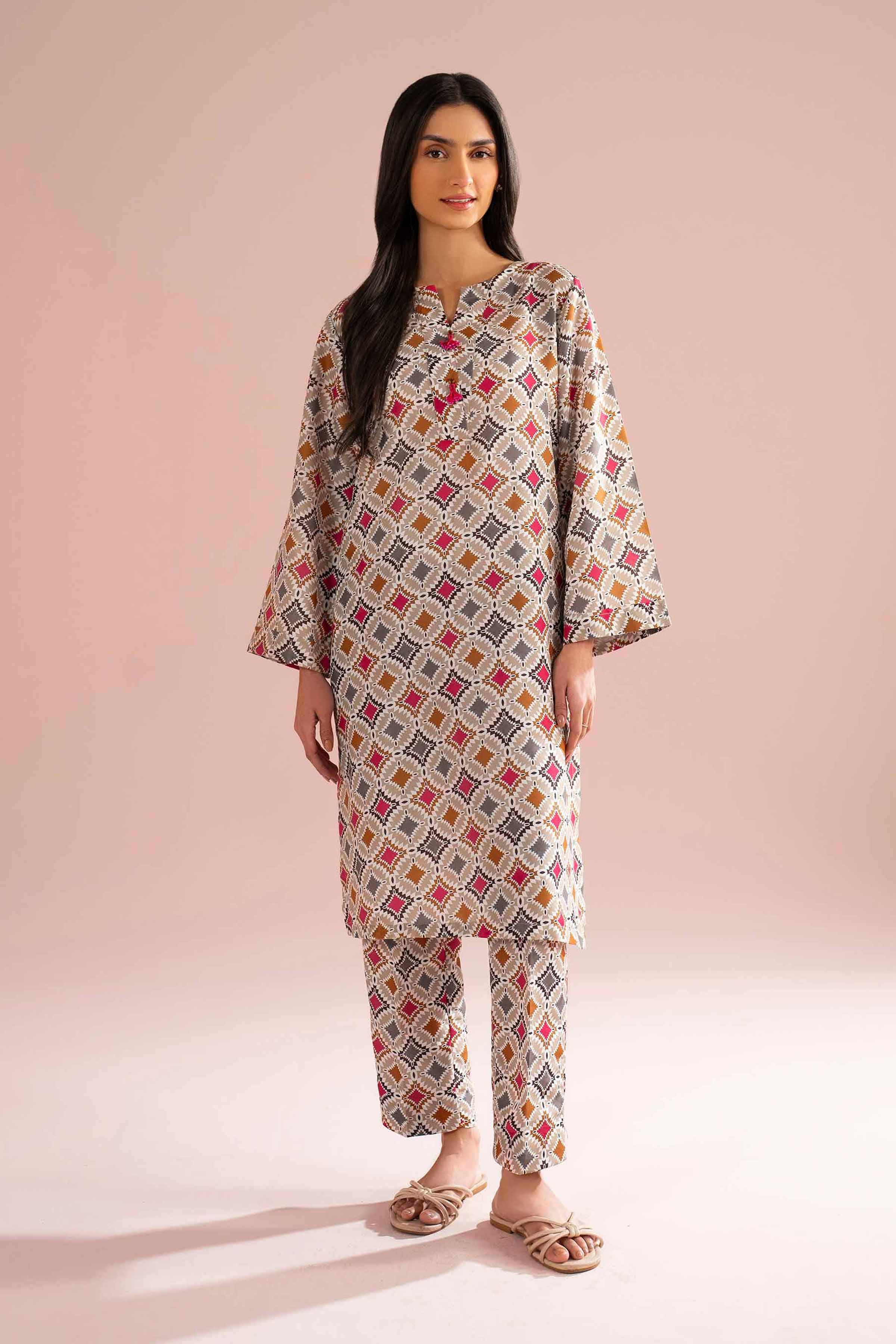 2 Piece - Printed Suit - PE26-21 - Image 4