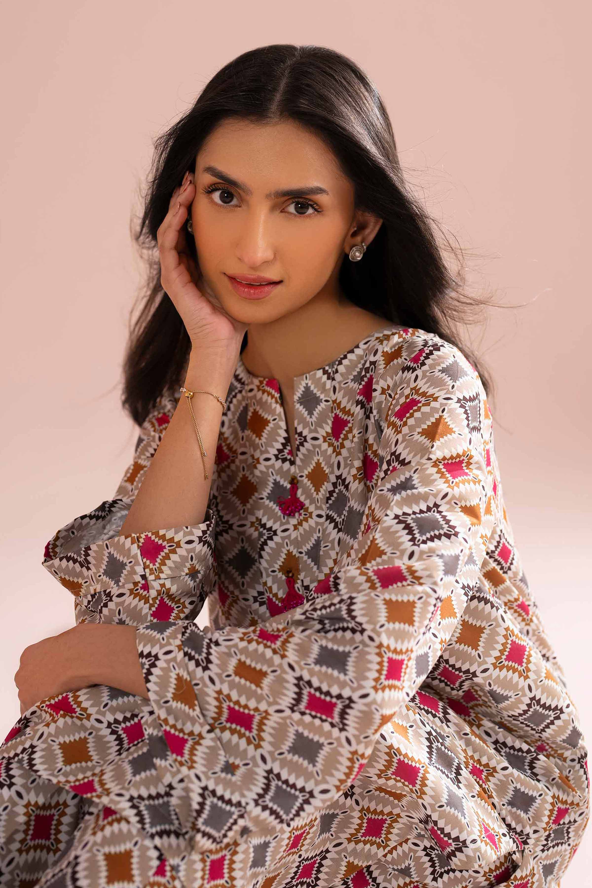 2 Piece - Printed Suit - PE26-21 - Image 5
