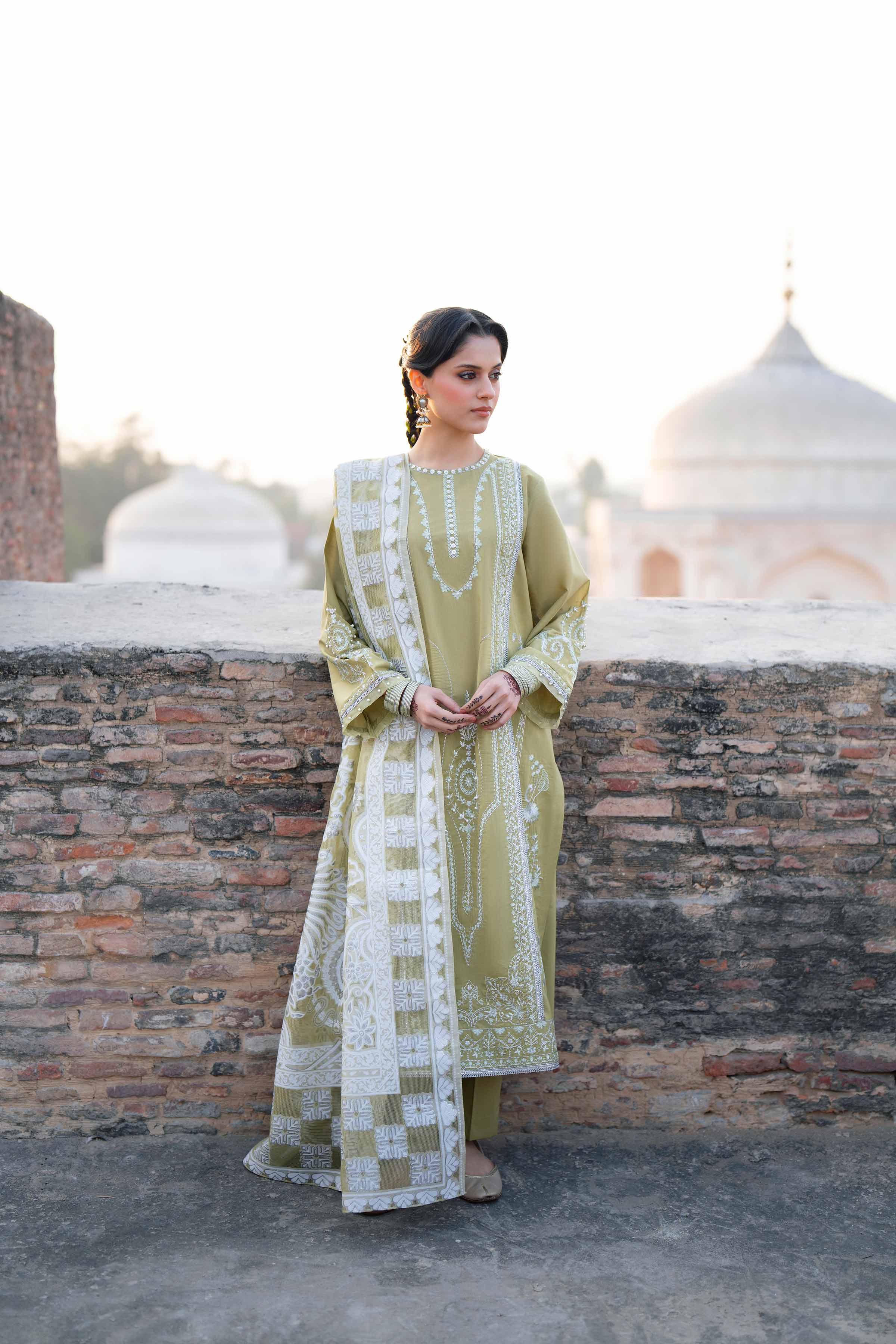 3 Piece - Embroidered Suit - PE26-314 - Image 9