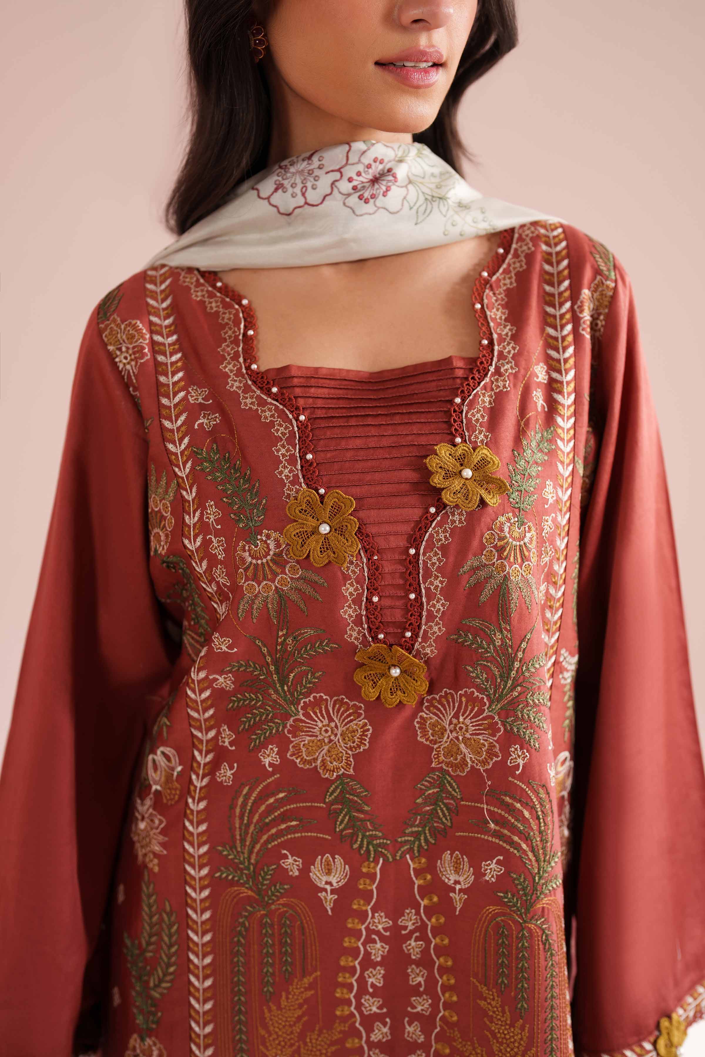 3 Piece - Embroidered Suit - PE26-63 - Image 6