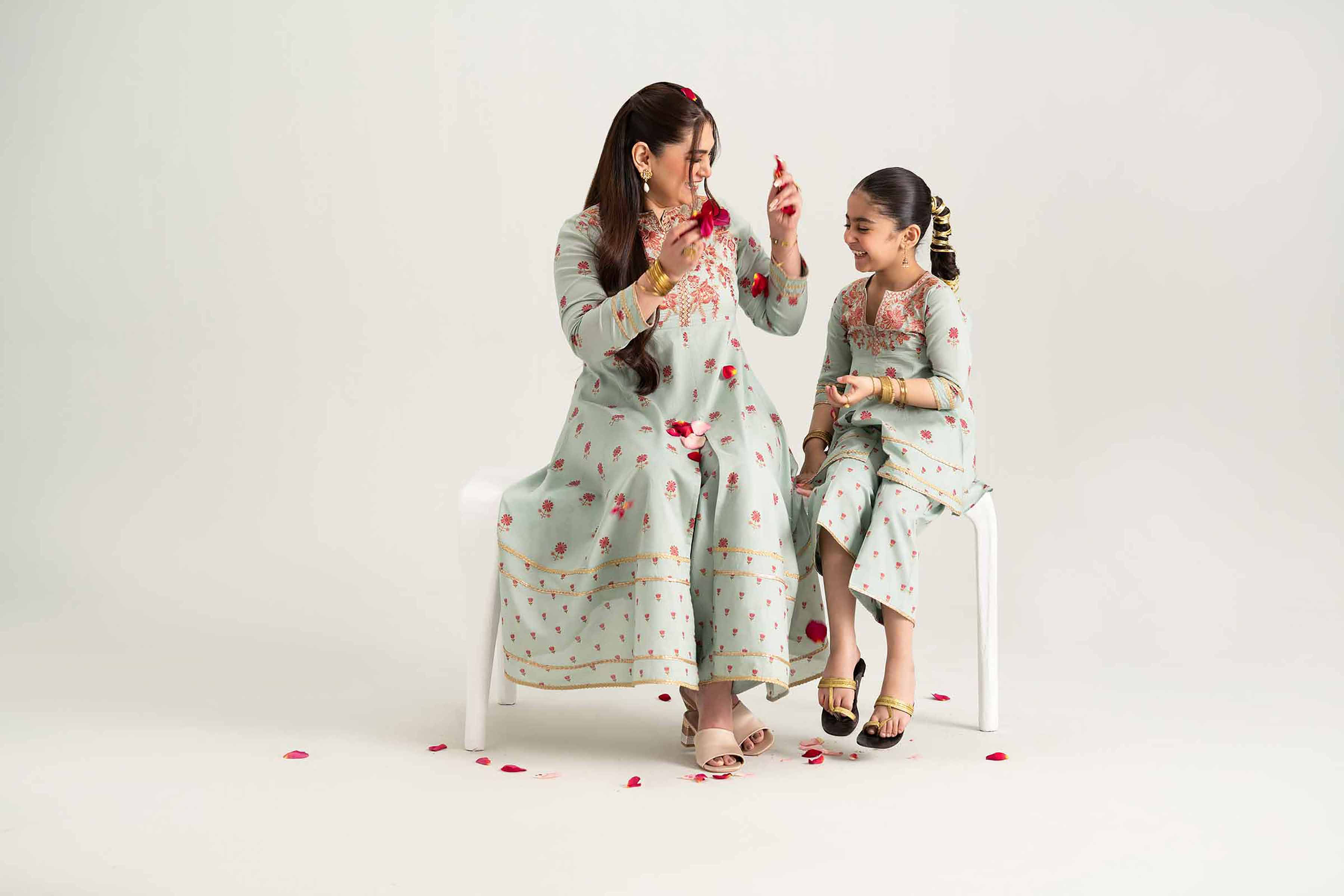 2 Piece - Embroidered Suit - PMD25-08 M - Image 8