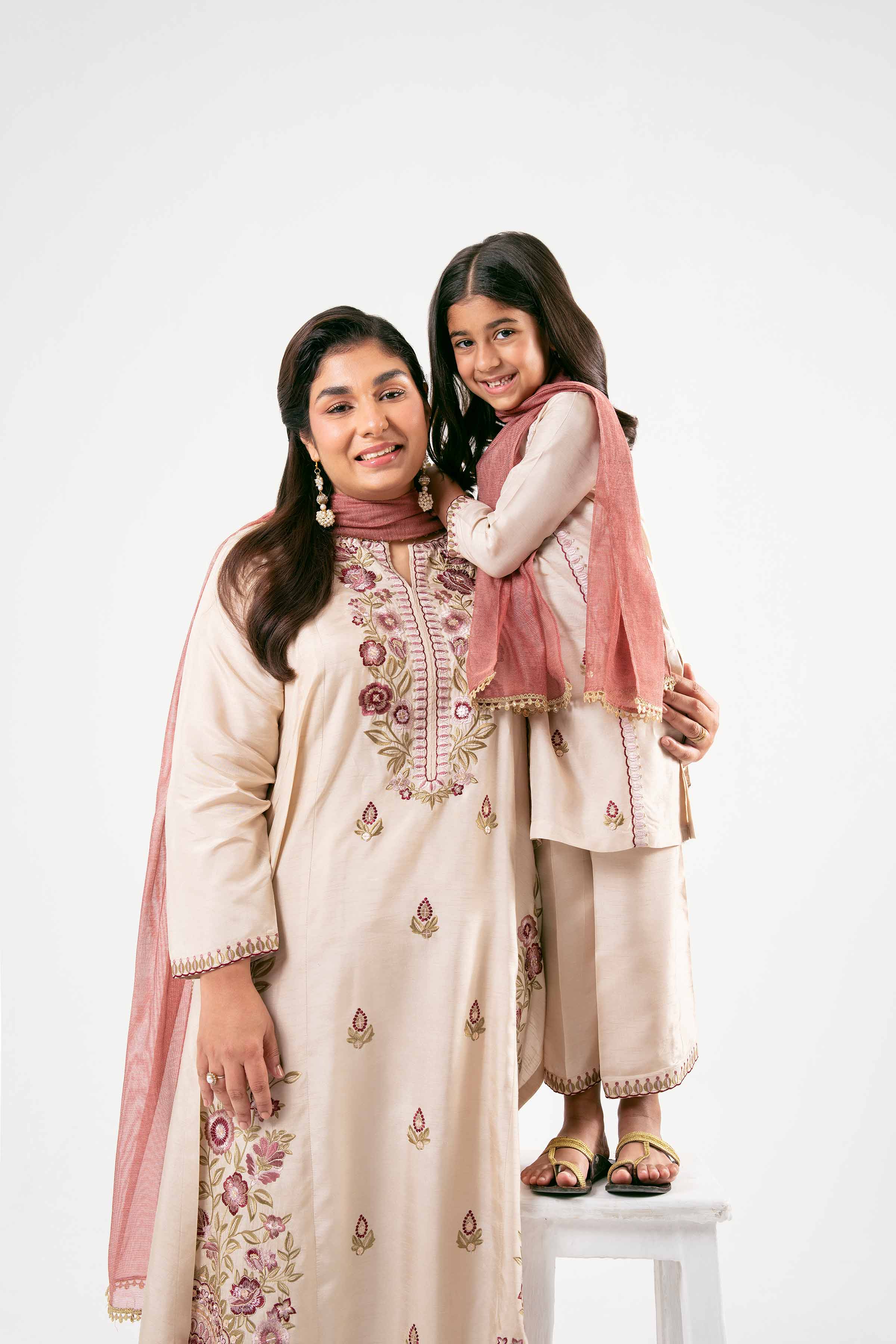 3 Piece - Embroidered Suit - PMD25-14 M - Image 12