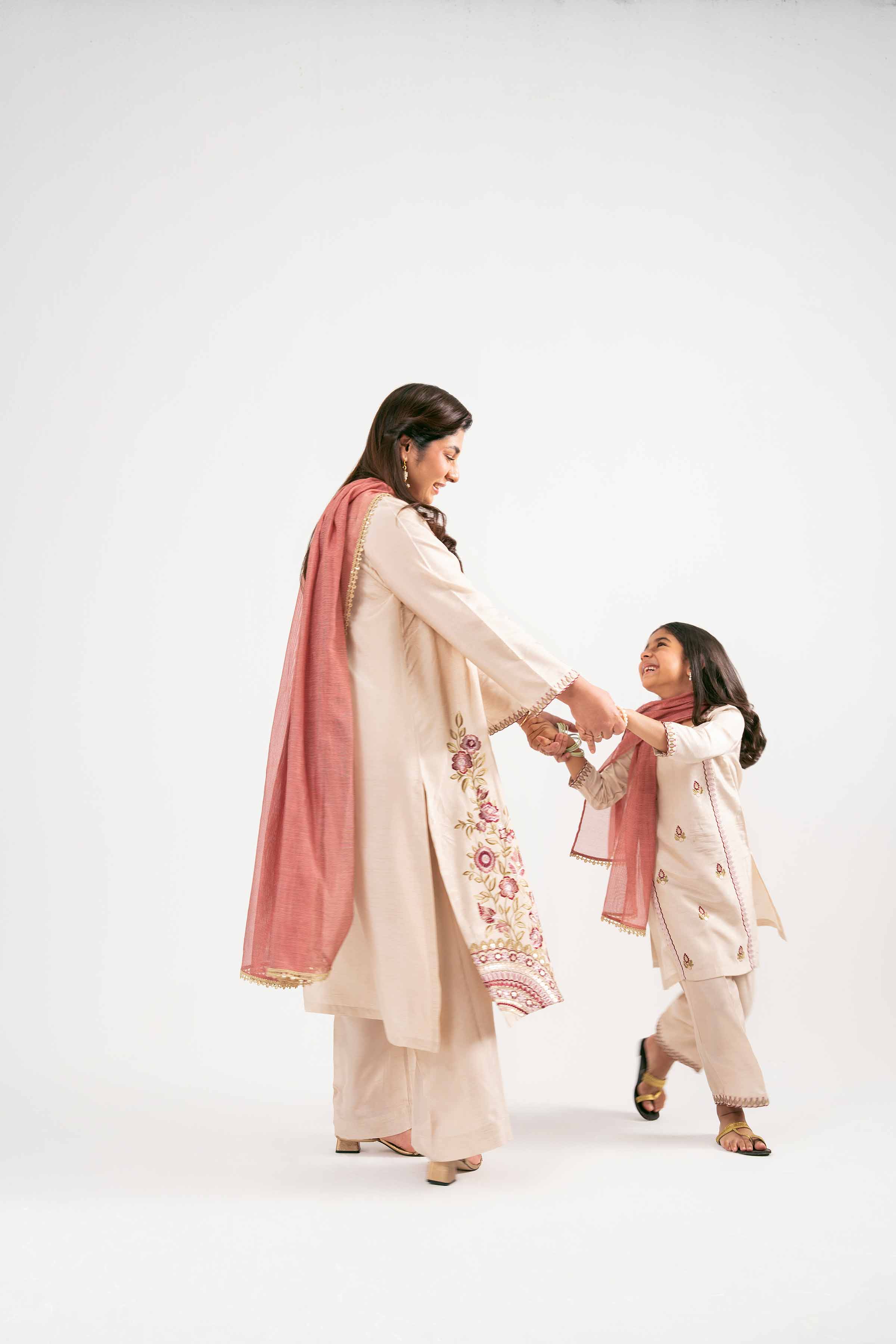 3 Piece - Embroidered Suit - PMD25-14 M - Image 13