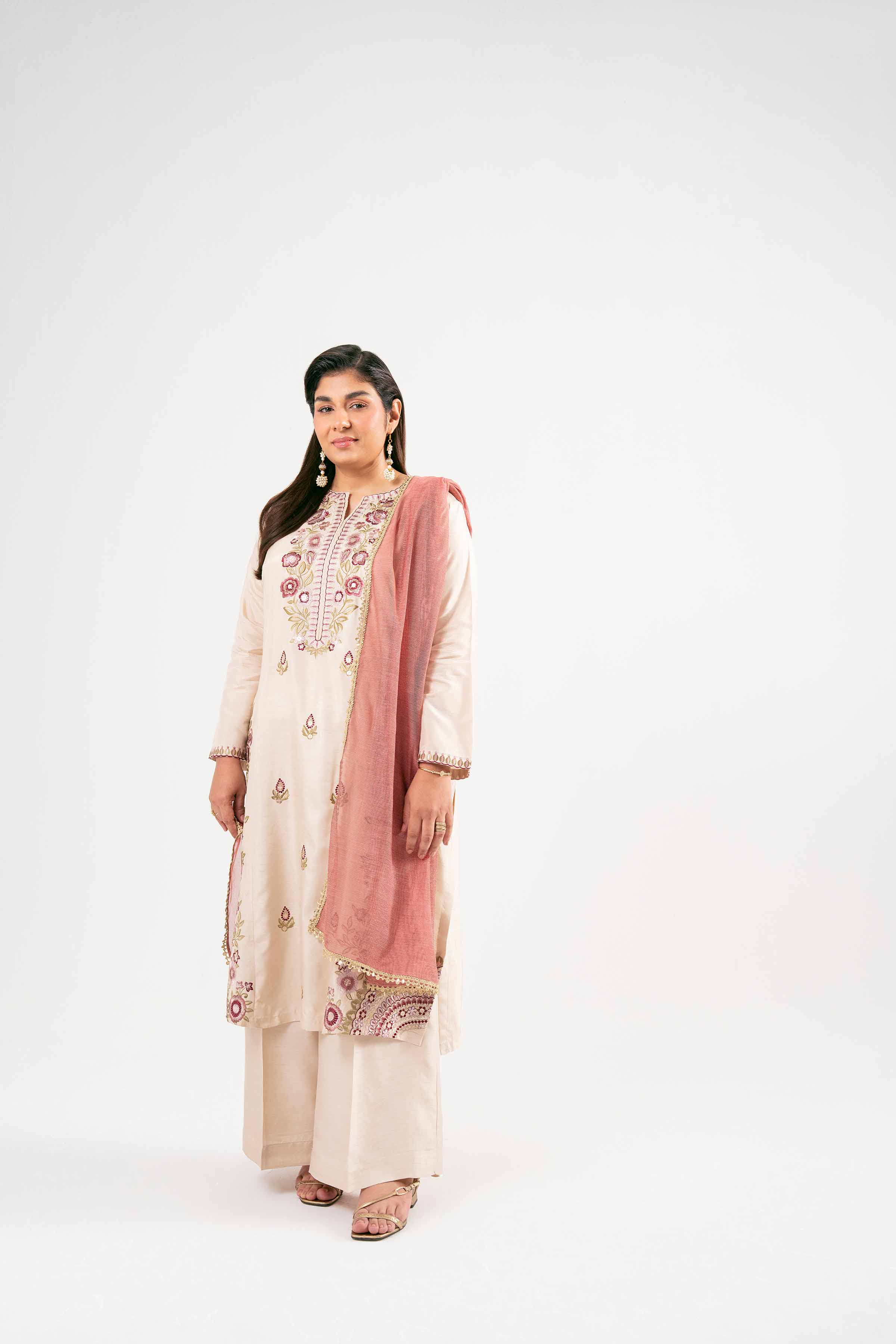 3 Piece - Embroidered Suit - PMD25-14 M - Image 4