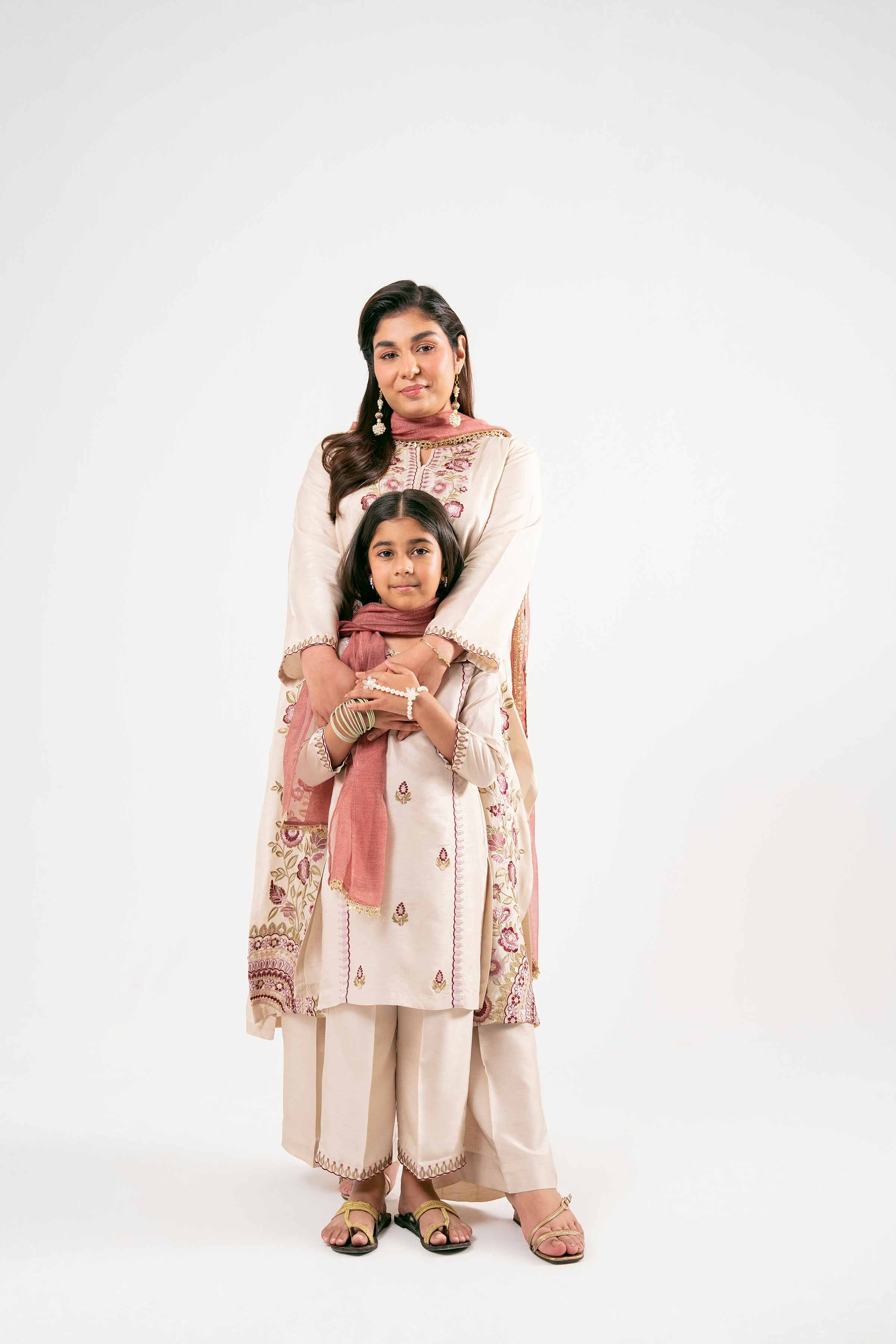 3 Piece - Embroidered Suit - PMD25-14 M - Image 8