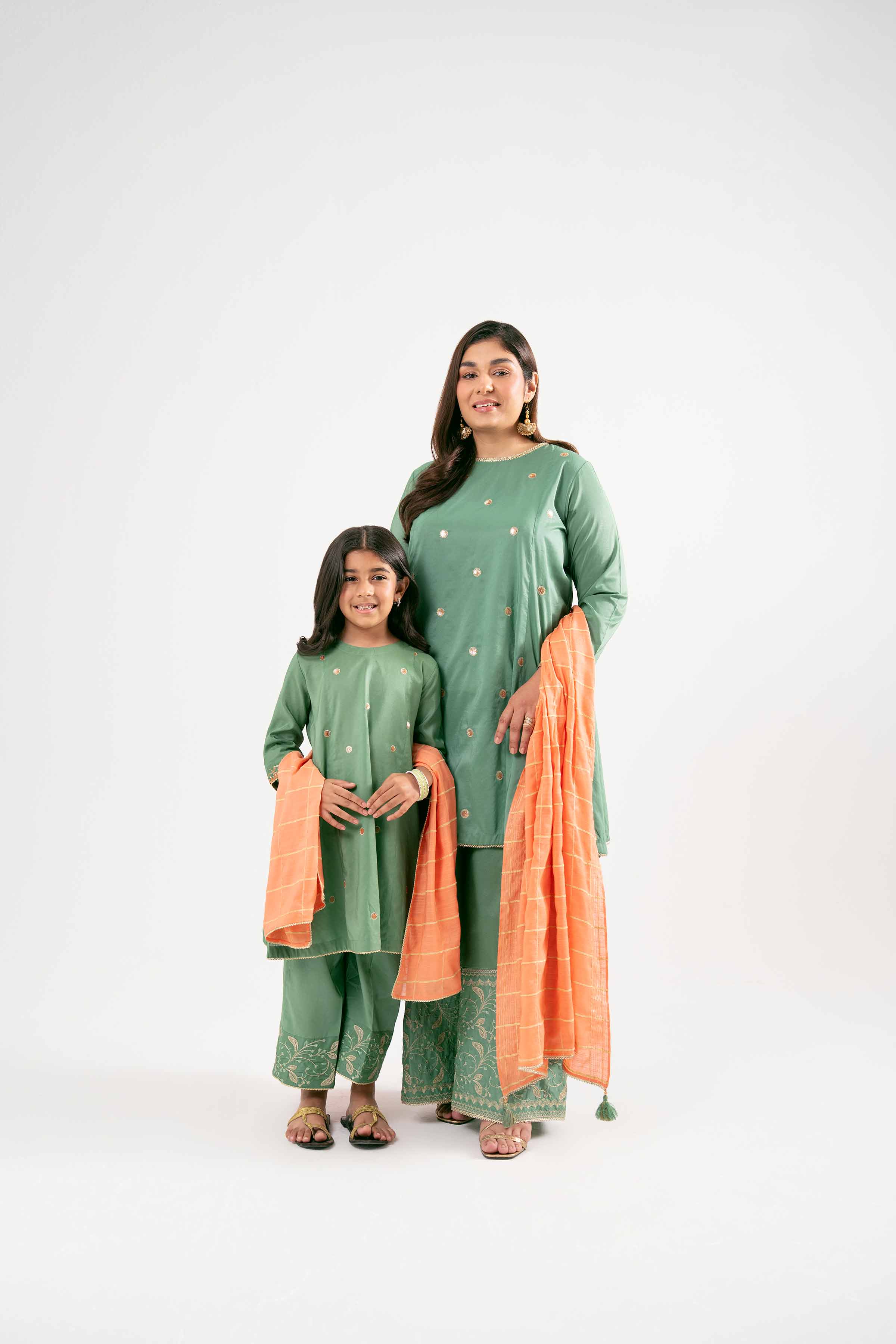 3 Piece - Embroidered Suit - PMD25-19 M - Image 10