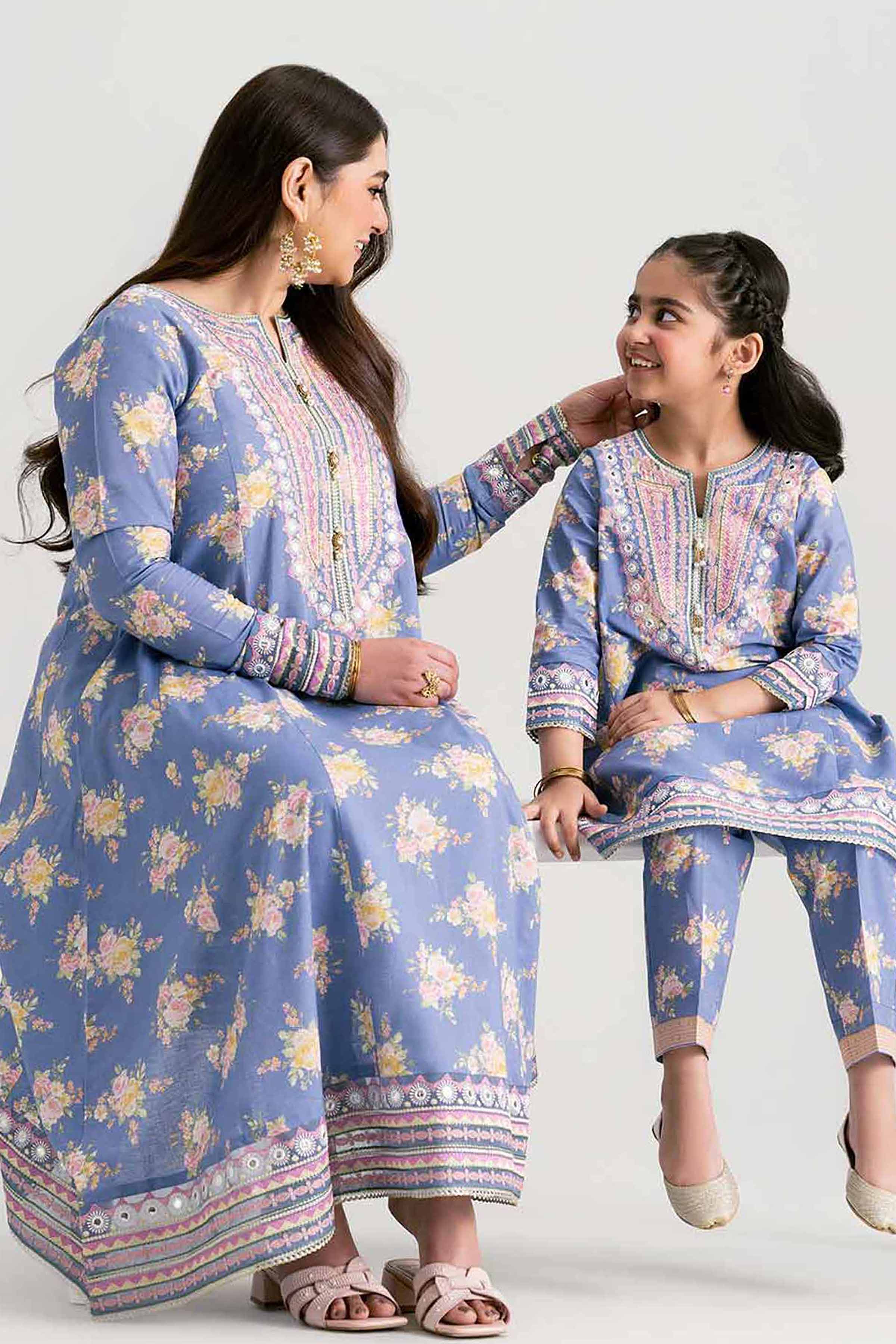 2 Piece - Printed Embroidered Suit - PMD25-20 M - Image 7