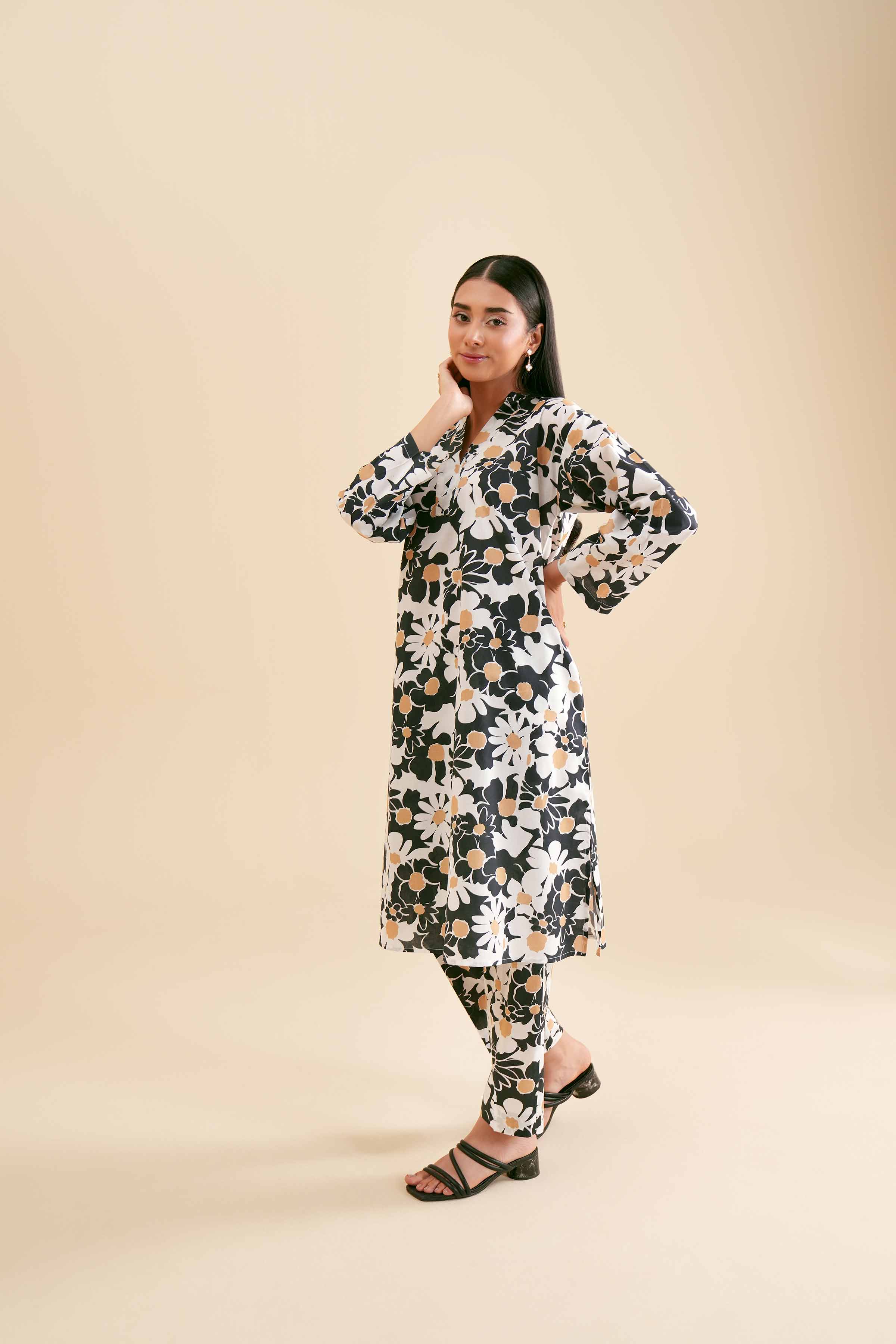2 Piece - Printed Suit - PS24-266 - Image 6