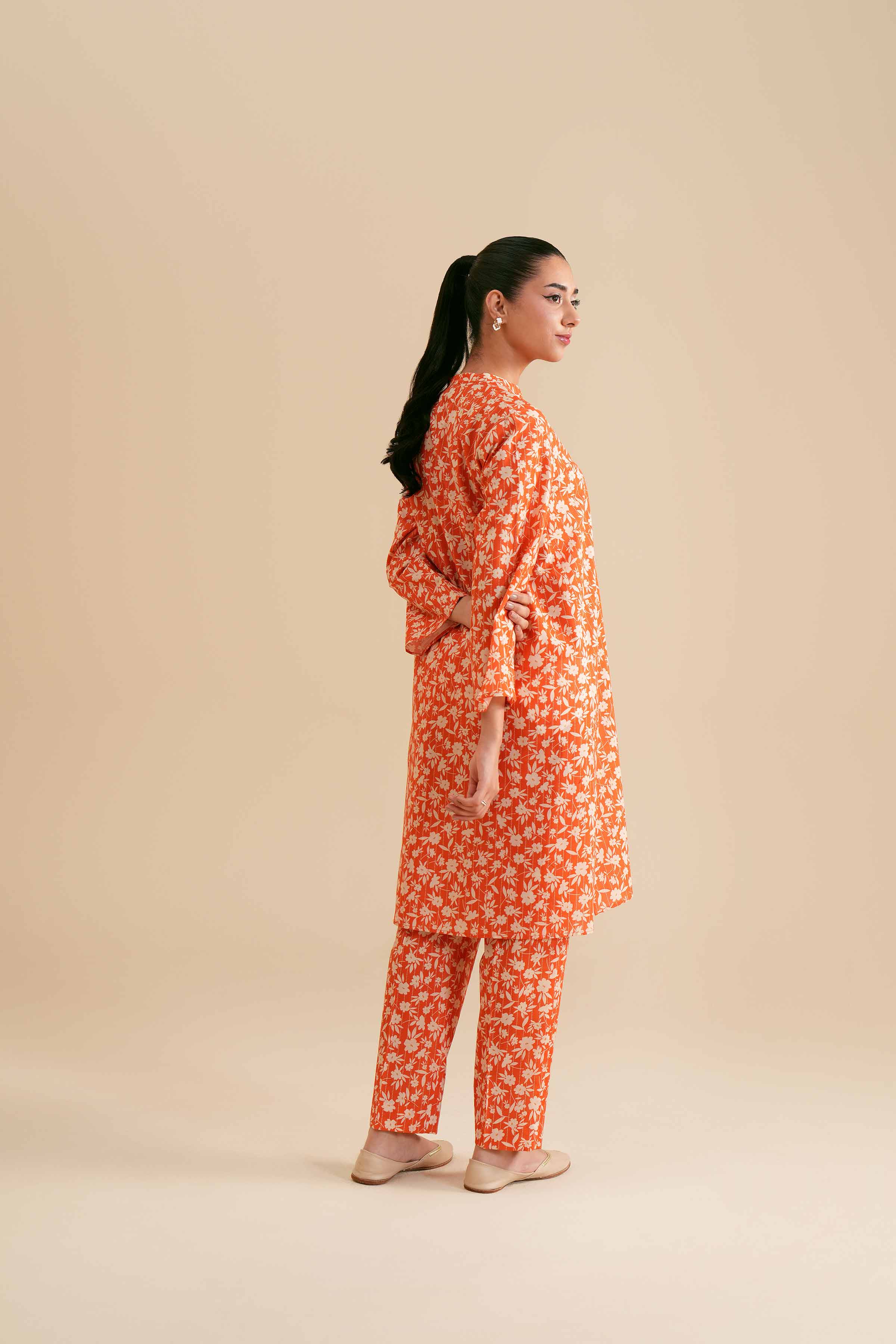 2-Piece - Printed Suit  - PS24-292 - Image 3