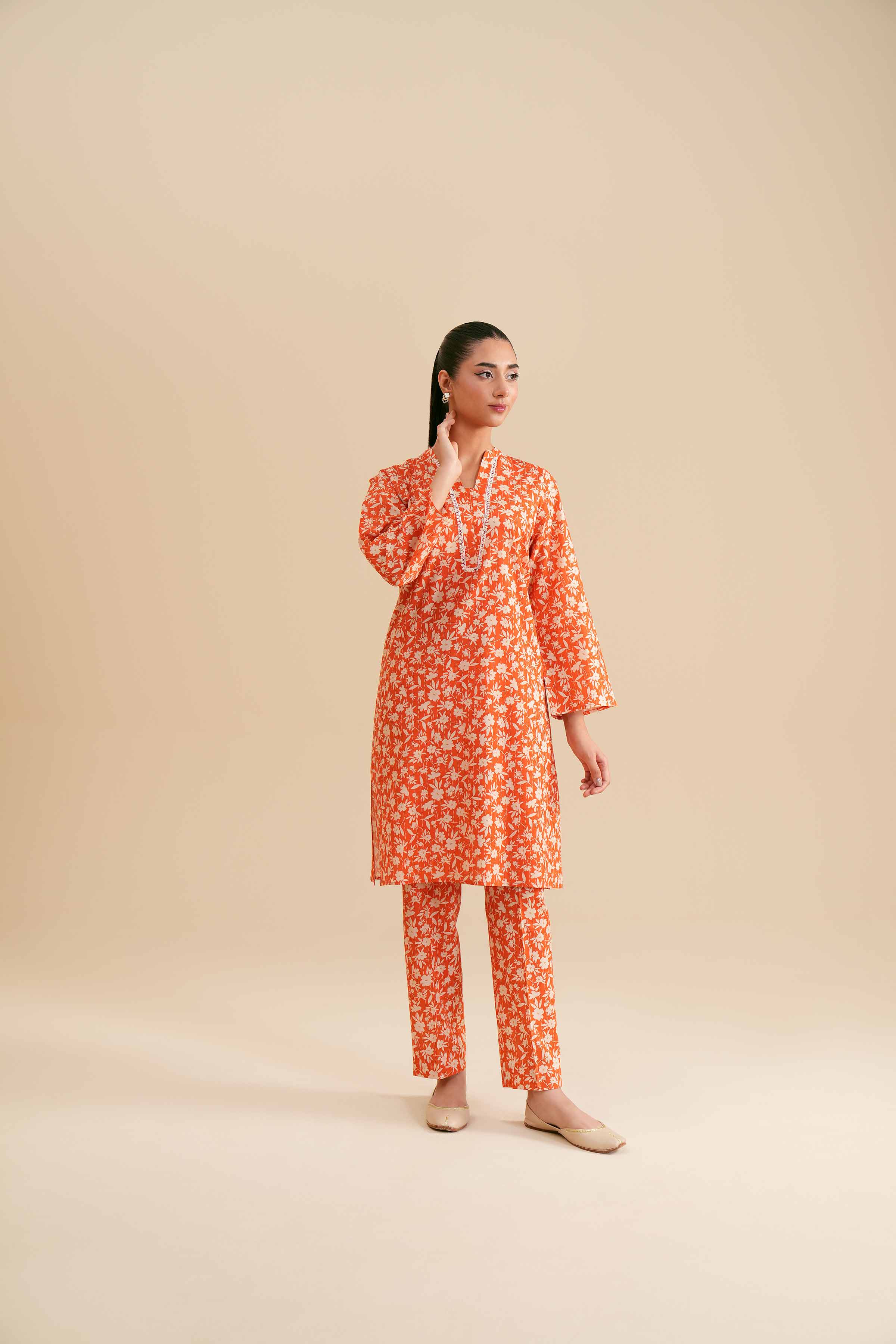 2-Piece - Printed Suit  - PS24-292 - Image 4