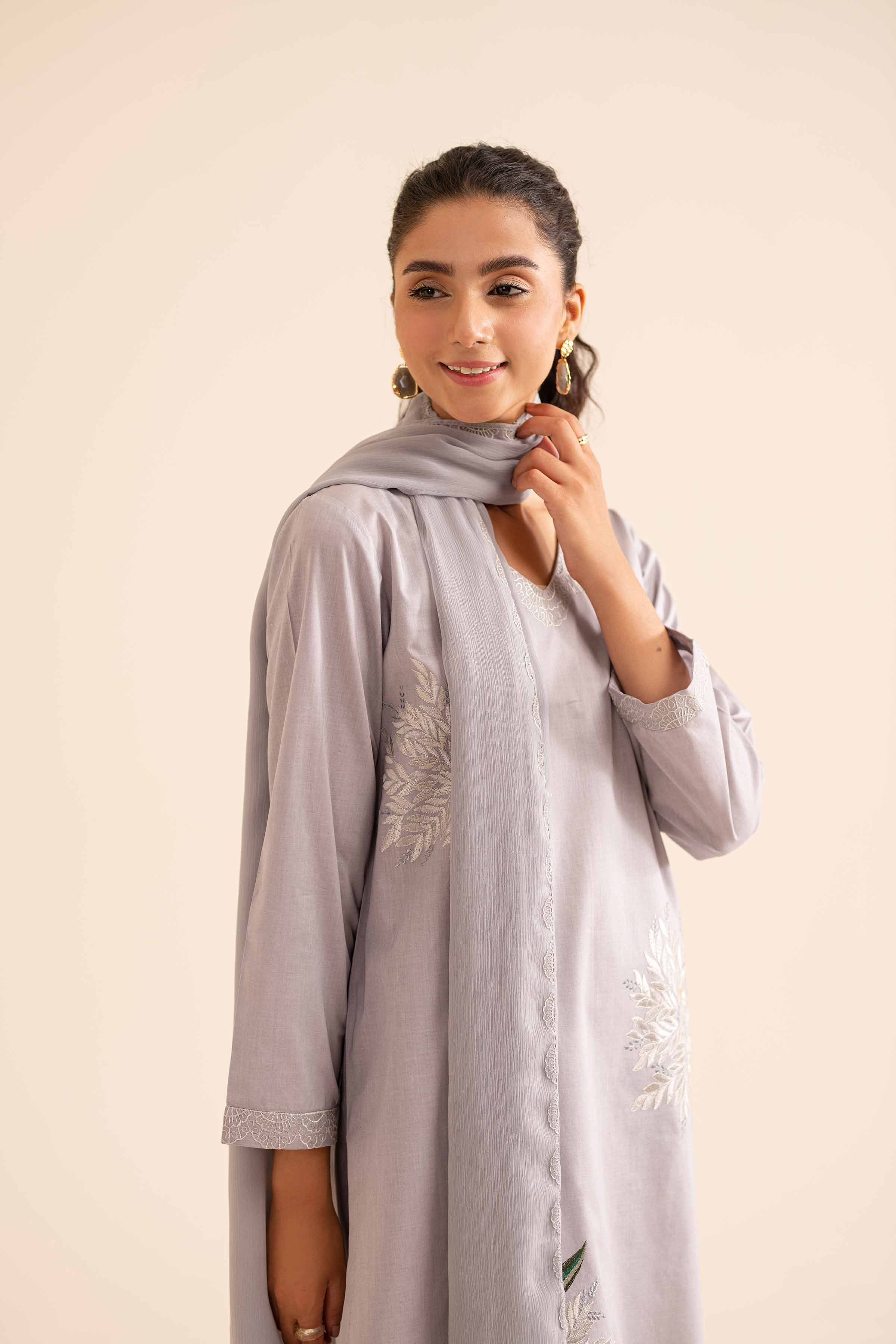 3 Piece - Embroidered Suit - PS24-322 - Image 4