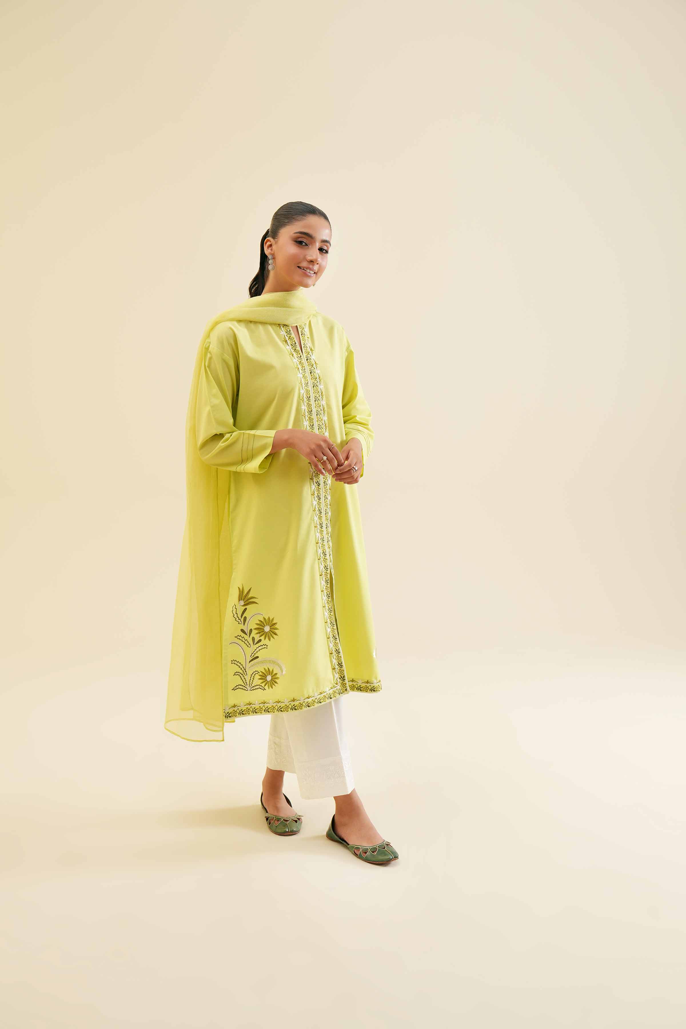 2 Piece - Embroidered Suit - PS24-347 - Image 5