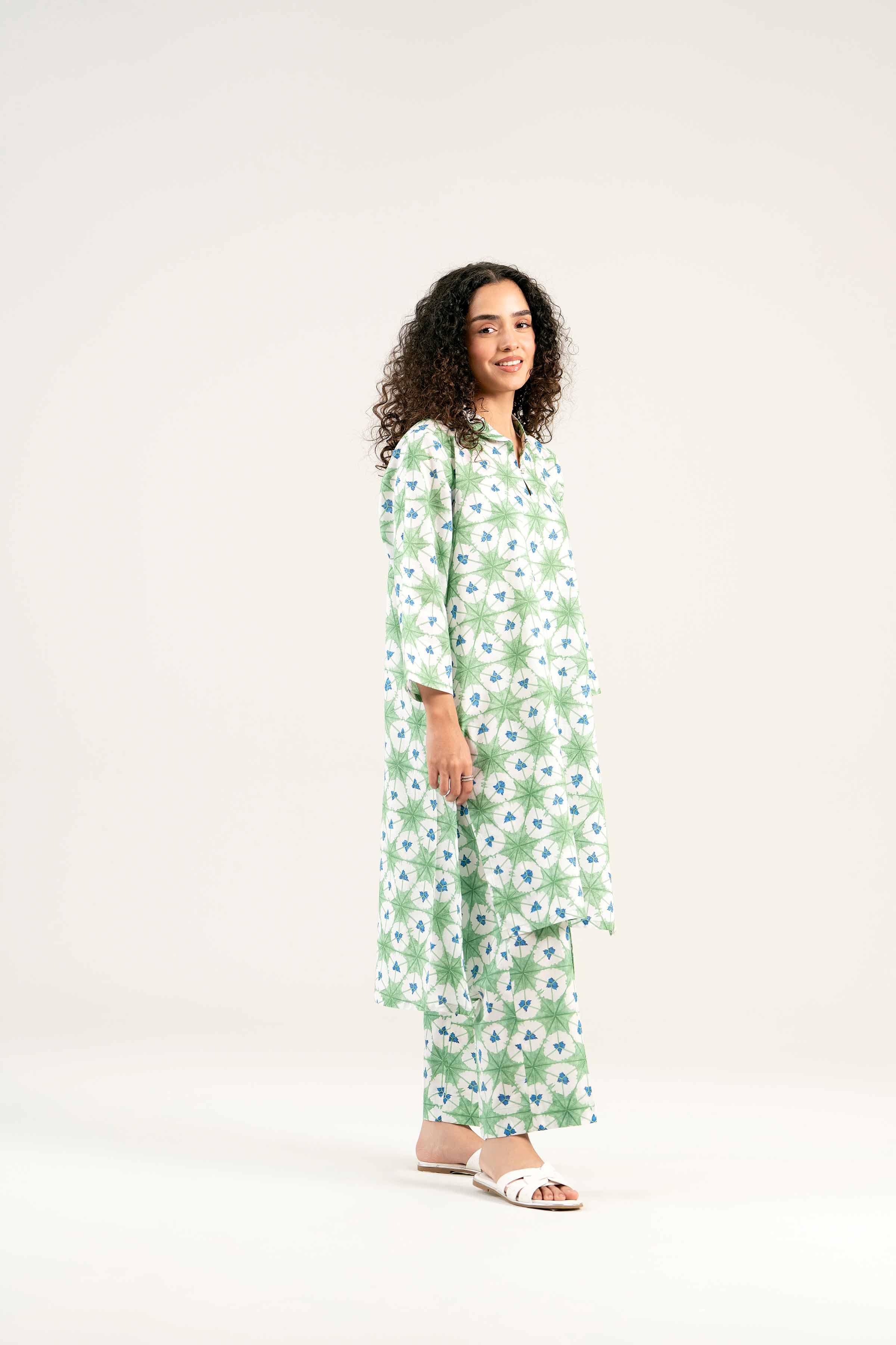 2 Piece - Printed Suit - PS25-02 - Image 4