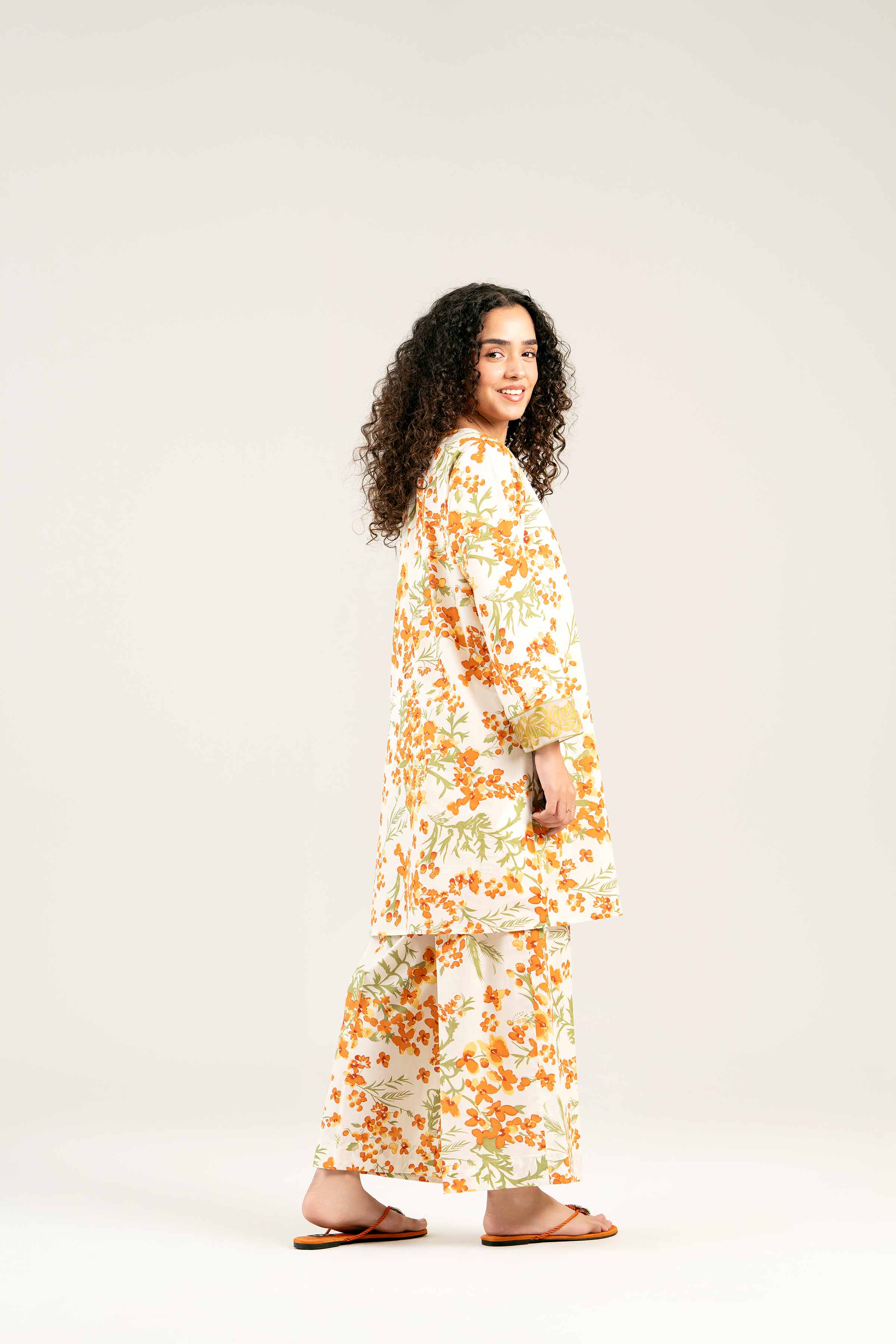 2 Piece - Printed Embroidered Suit - PS25-13 - Image 3