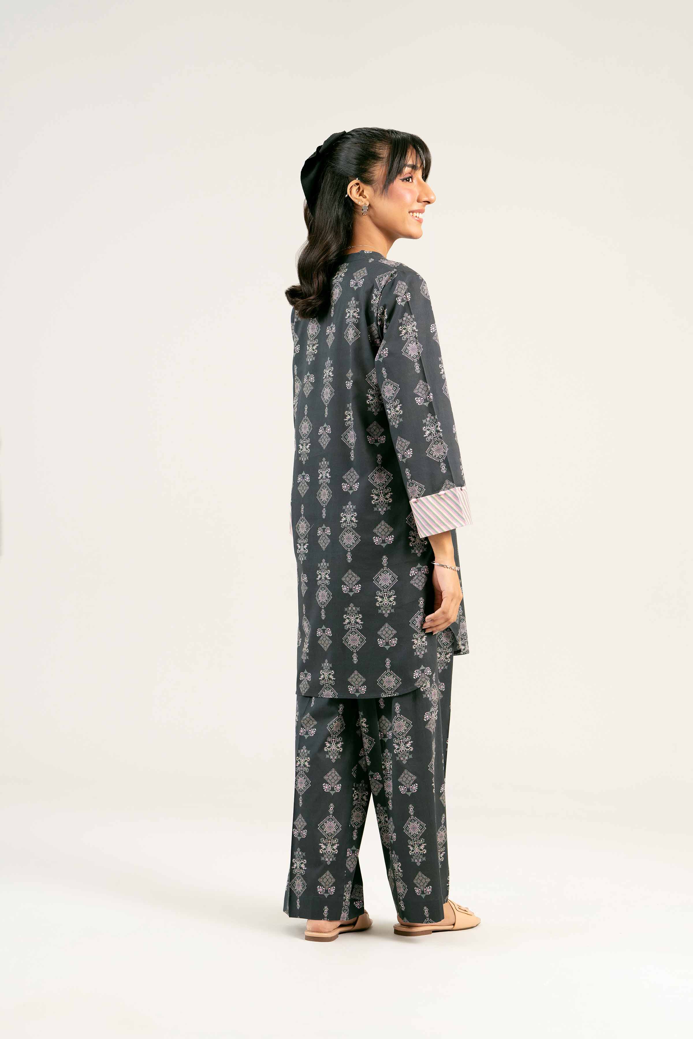 2 Piece - Printed Suit - PS25-14 - Image 3