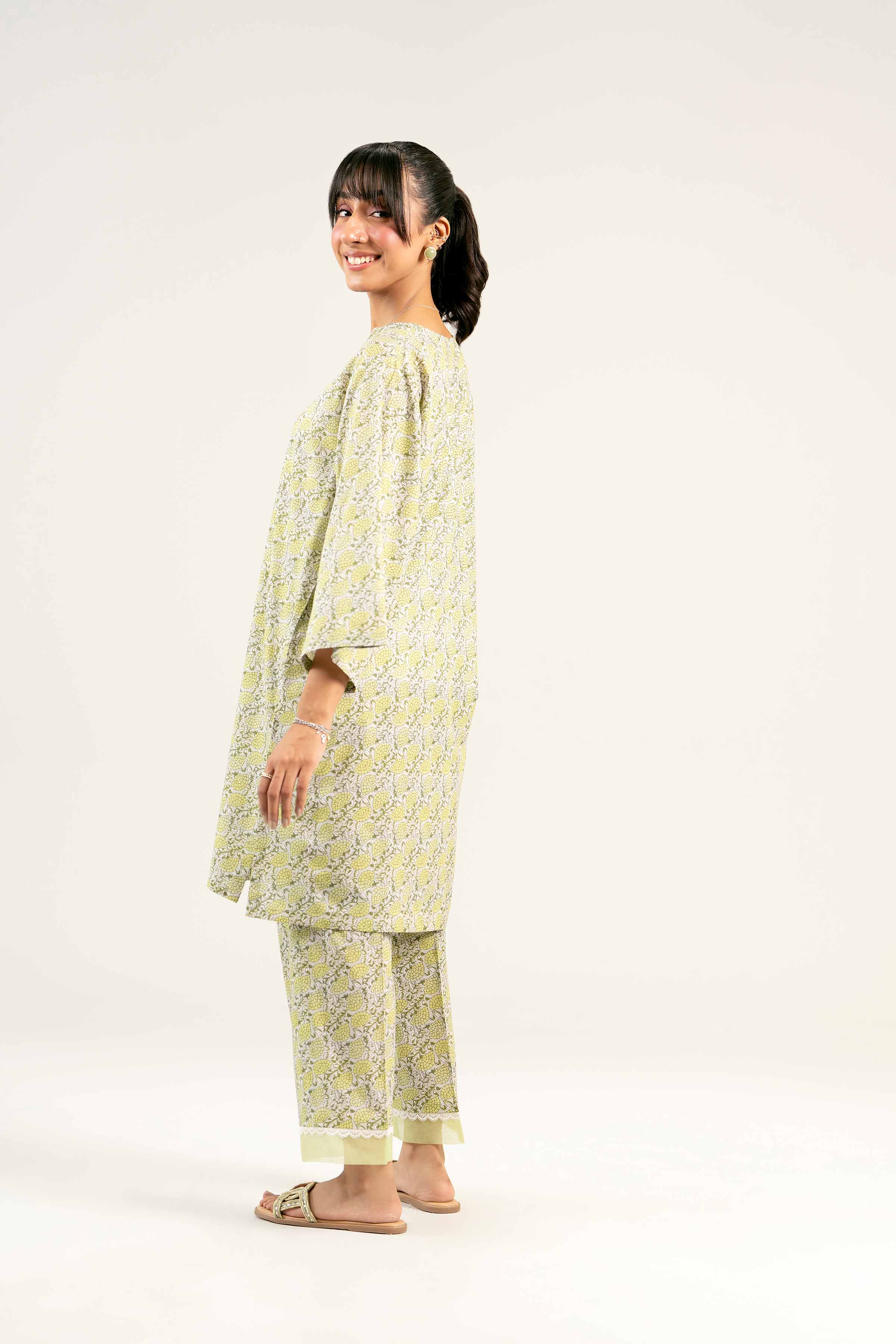 2 Piece - Printed Suit - PS25-20 - Image 3