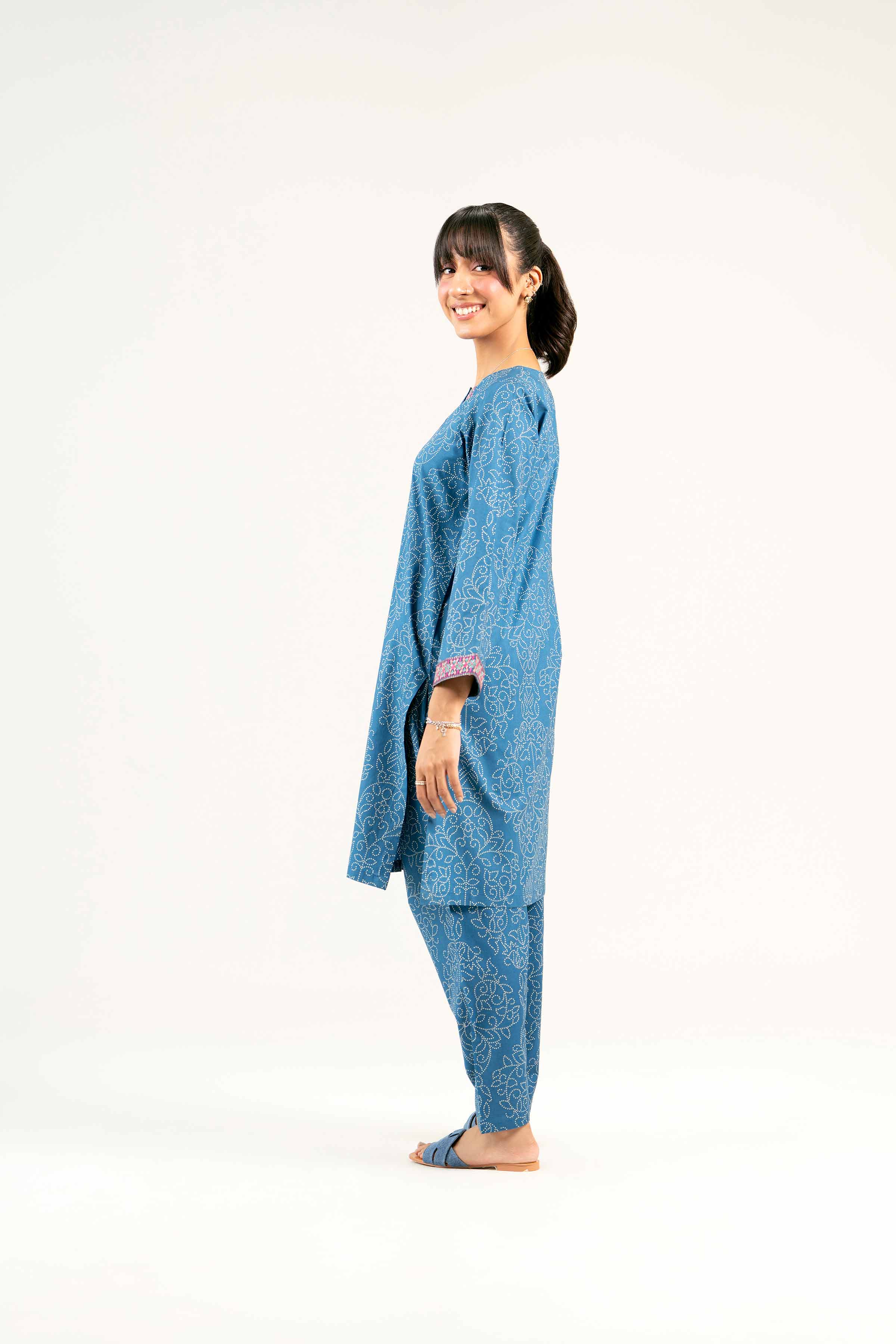 2 Piece - Printed Embroidered Suit - PS25-36 - Image 3