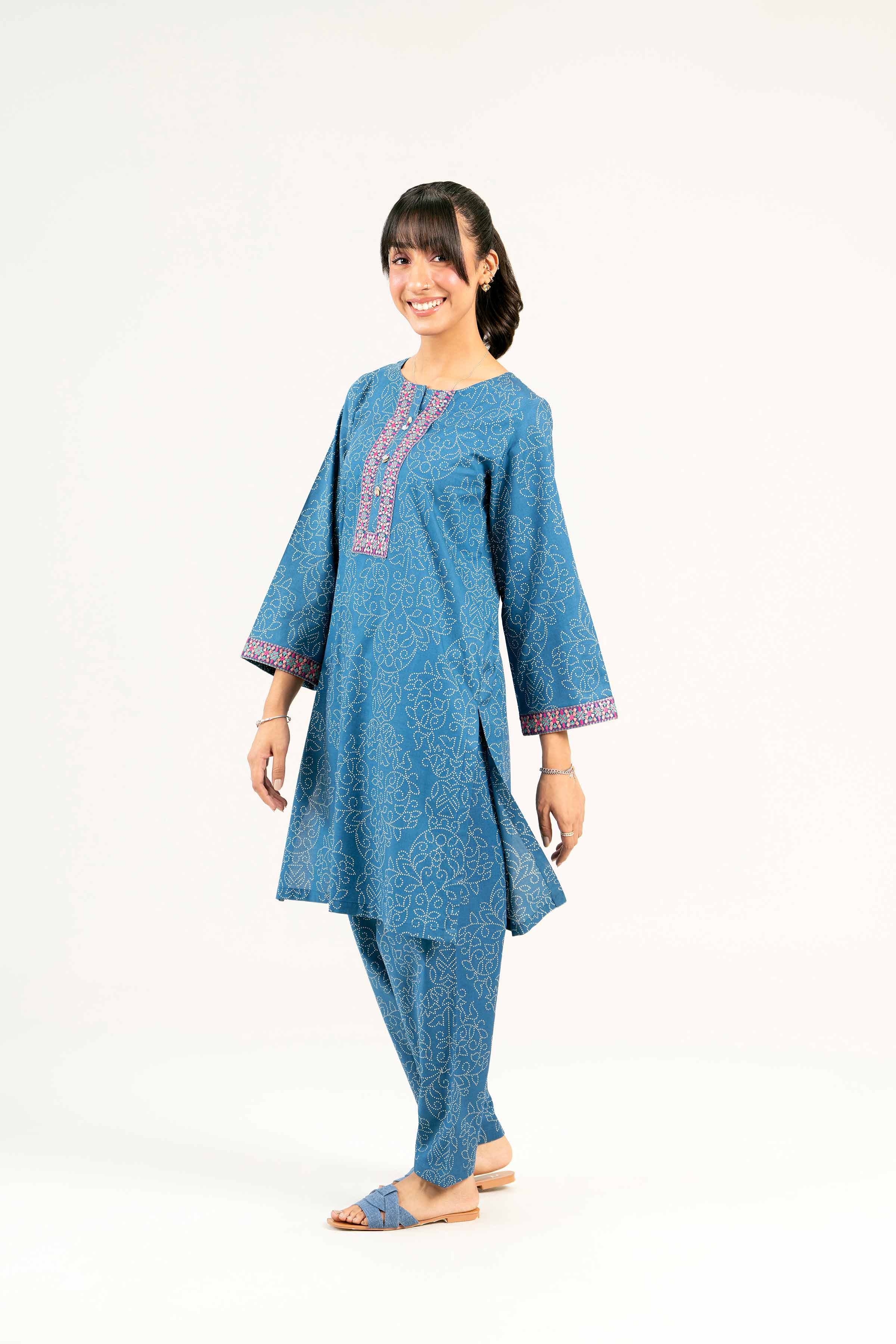 2 Piece - Printed Embroidered Suit - PS25-36 - Image 6