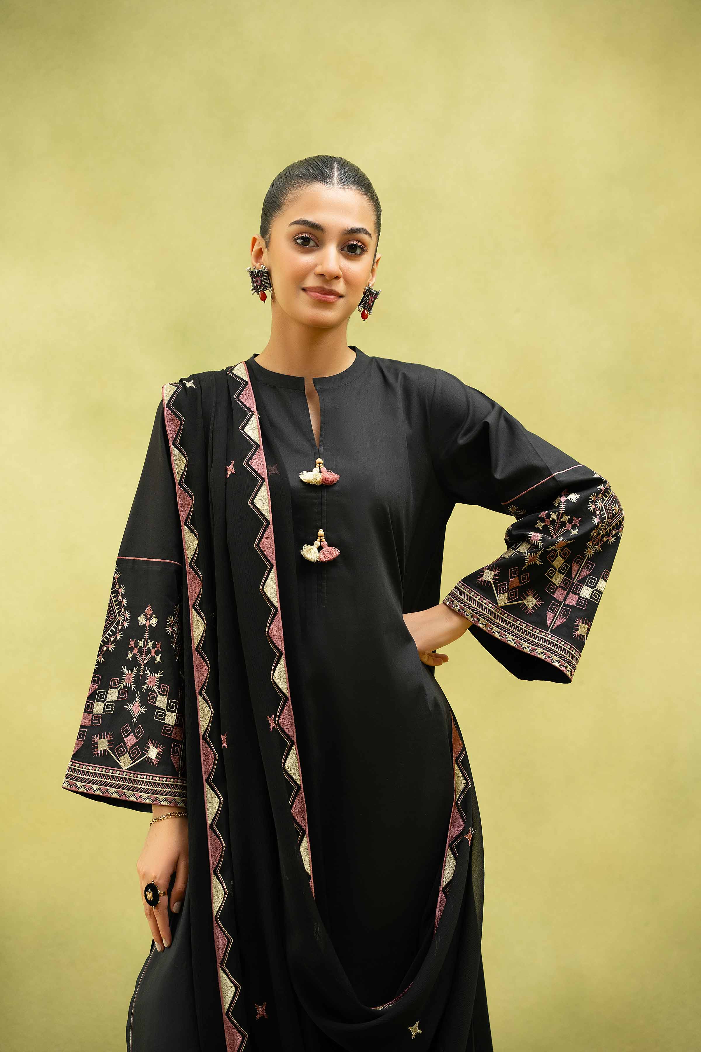 3 Piece - Embroidered Suit - PS25-55 - Image 6