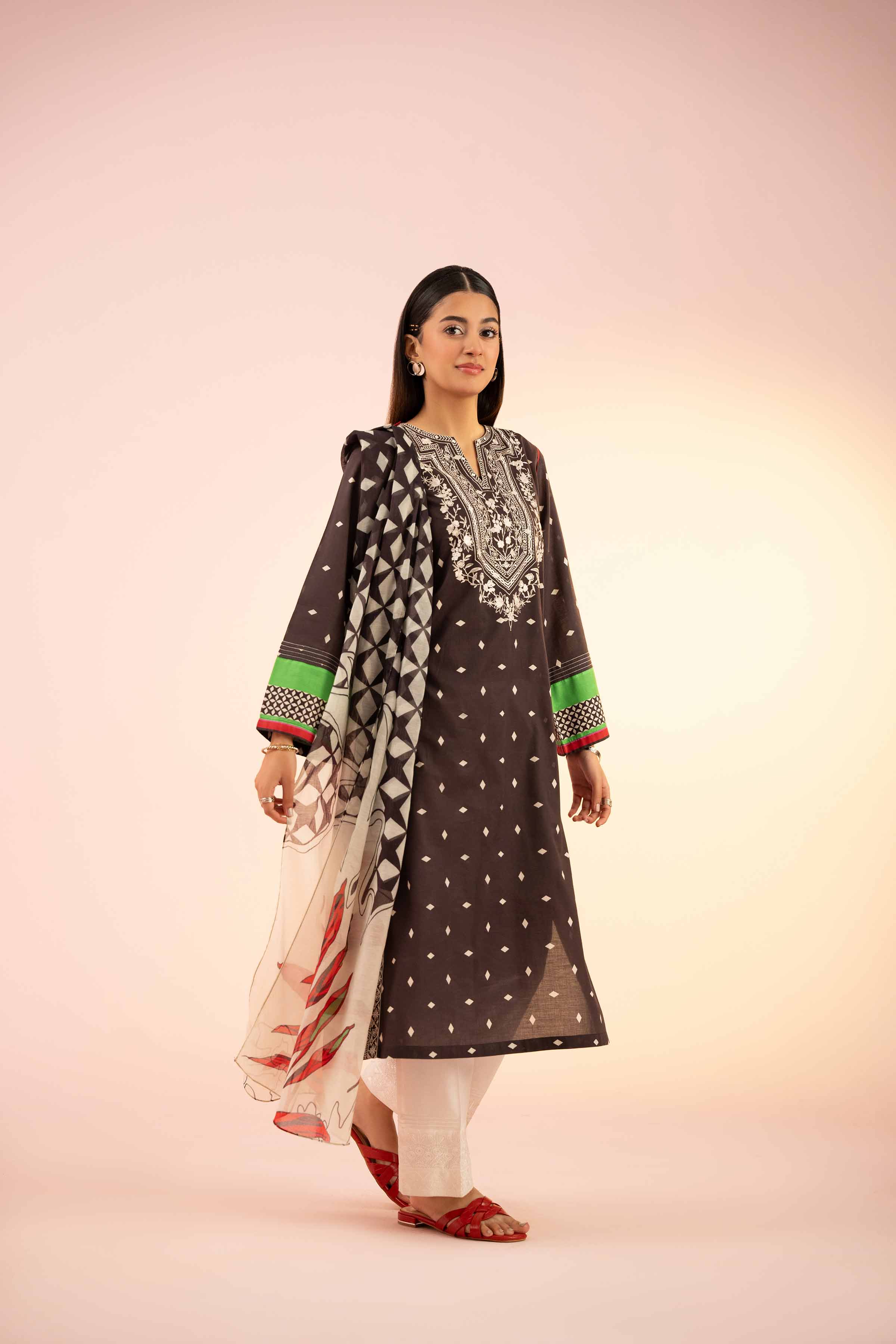 2 Piece - Printed Embroidered Suit - PS25-75 - Image 4