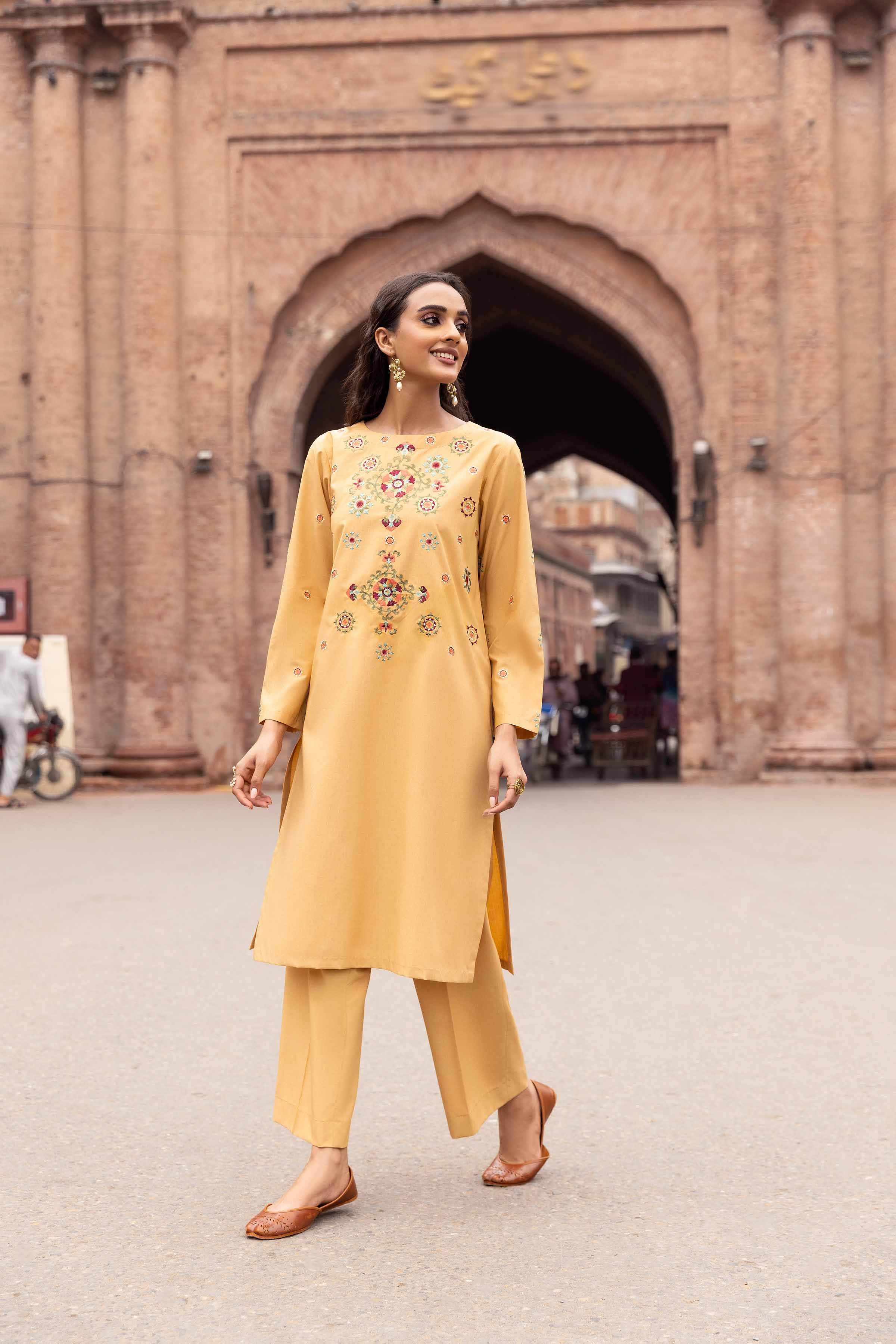 2 Piece - Embroidered Suit - PW23-54 - Image 3