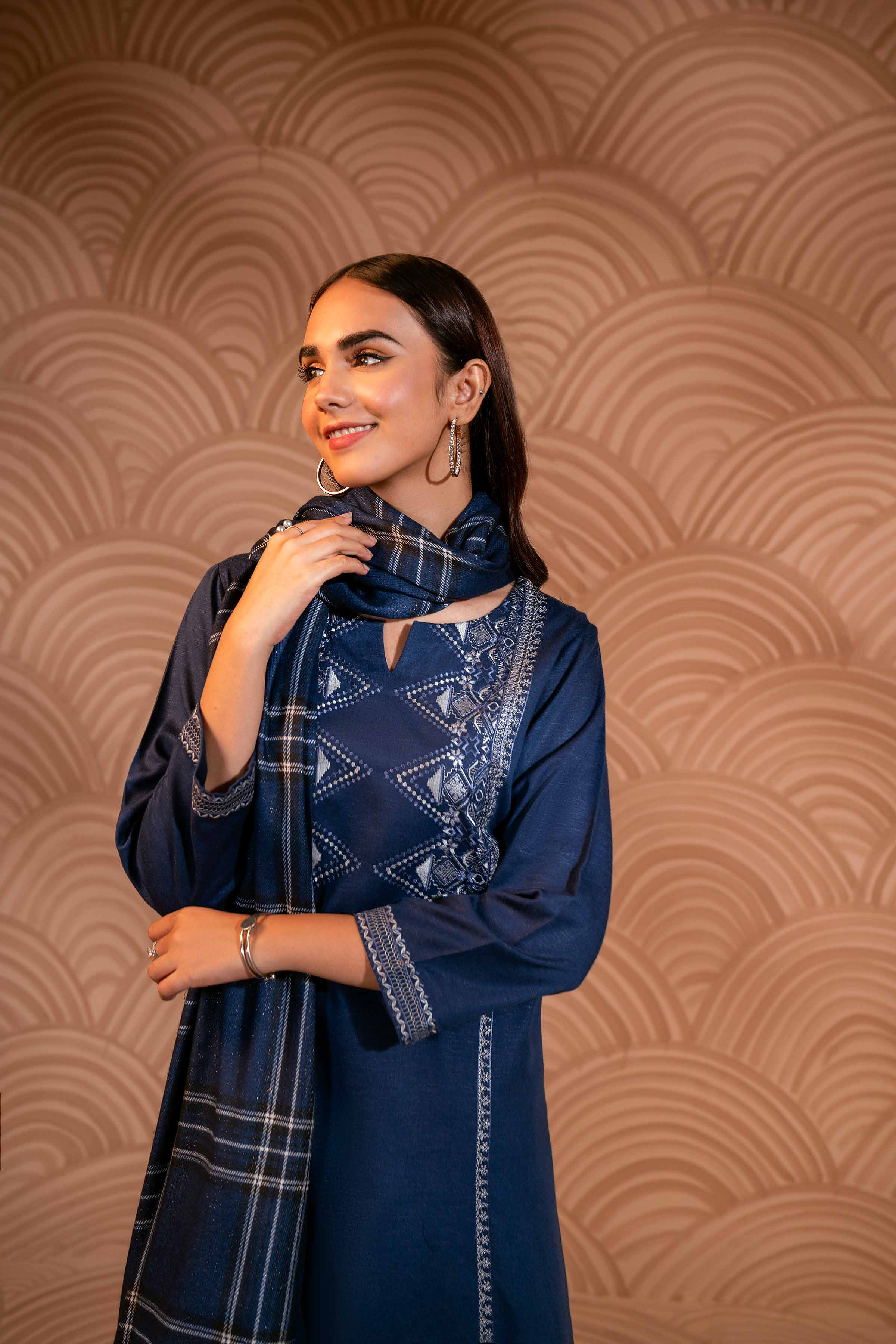 3 Piece - Embroidered Suit - PW23-98 - Image 6