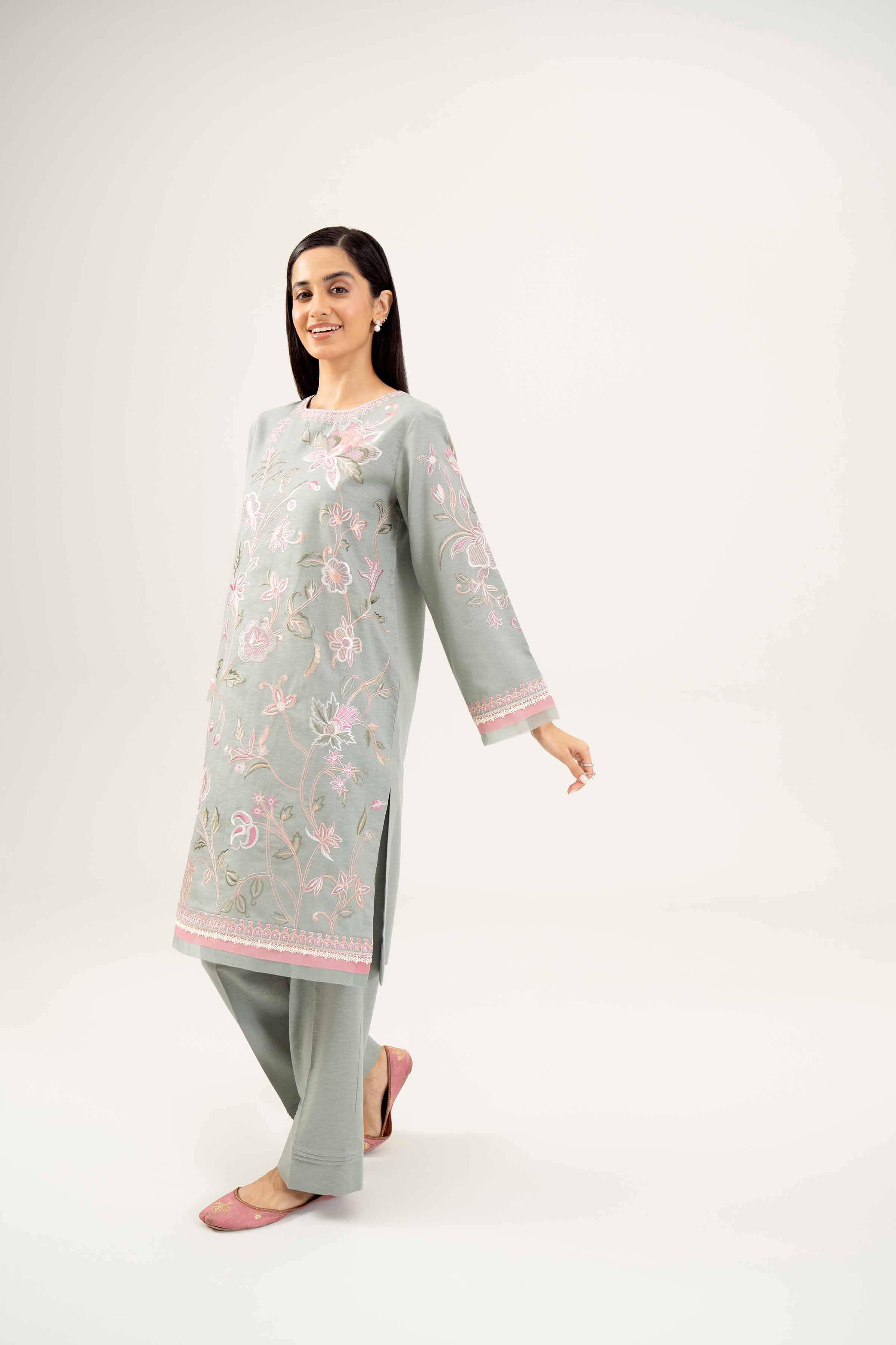 2 Piece - Embroidered Suit - PW24-108 - Image 3