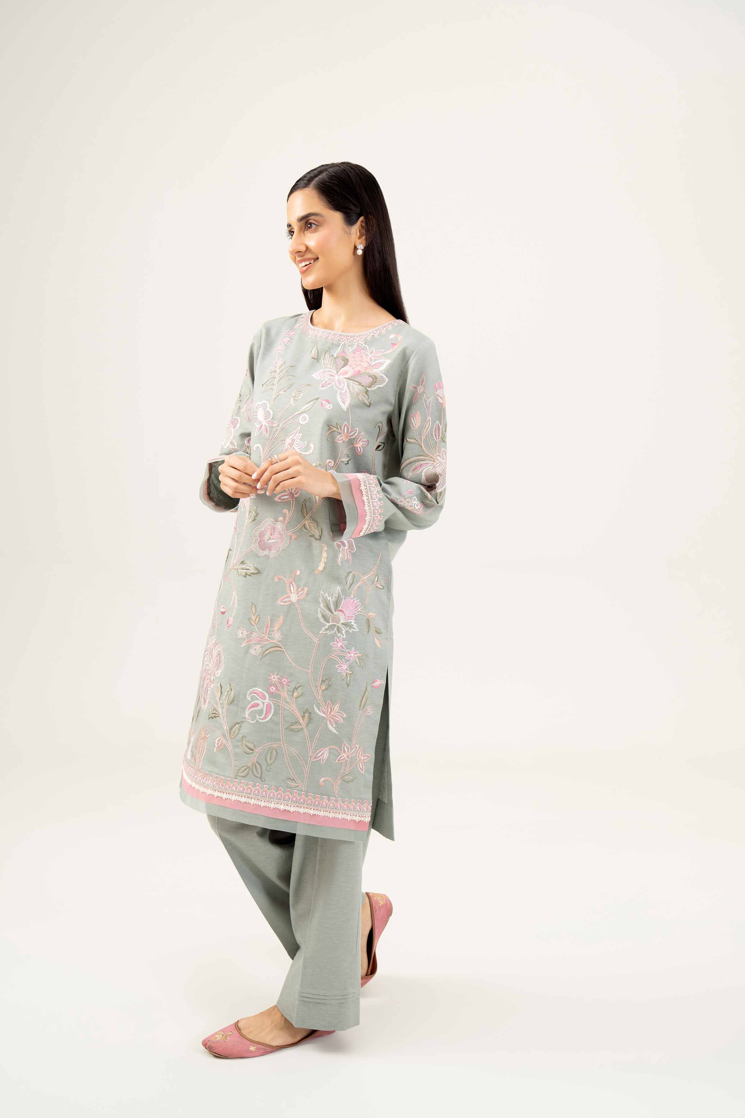 2 Piece - Embroidered Suit - PW24-108 - Image 4