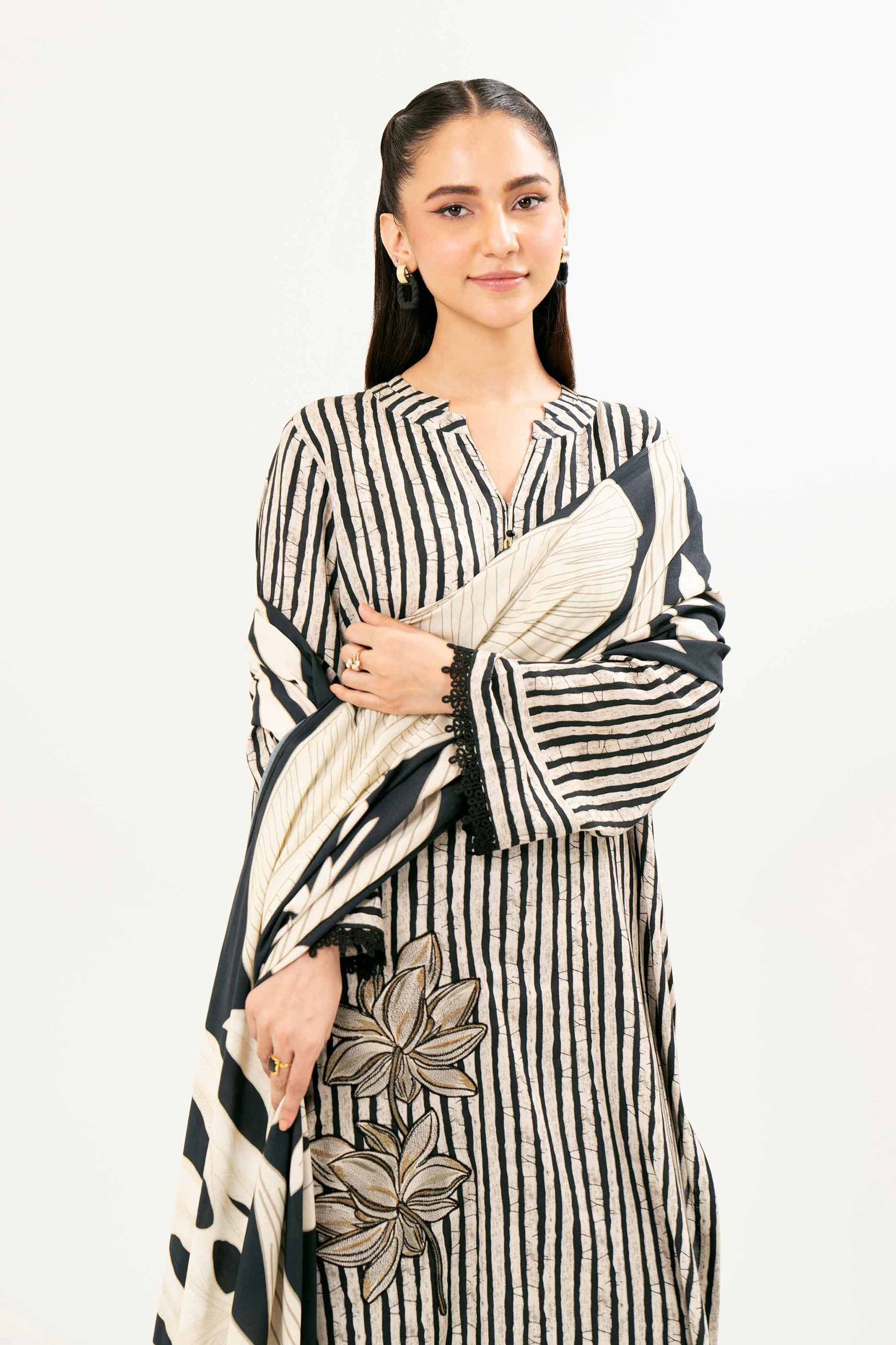 3 Piece - Printed Embroidered Suit - PW24-127 - Image 2