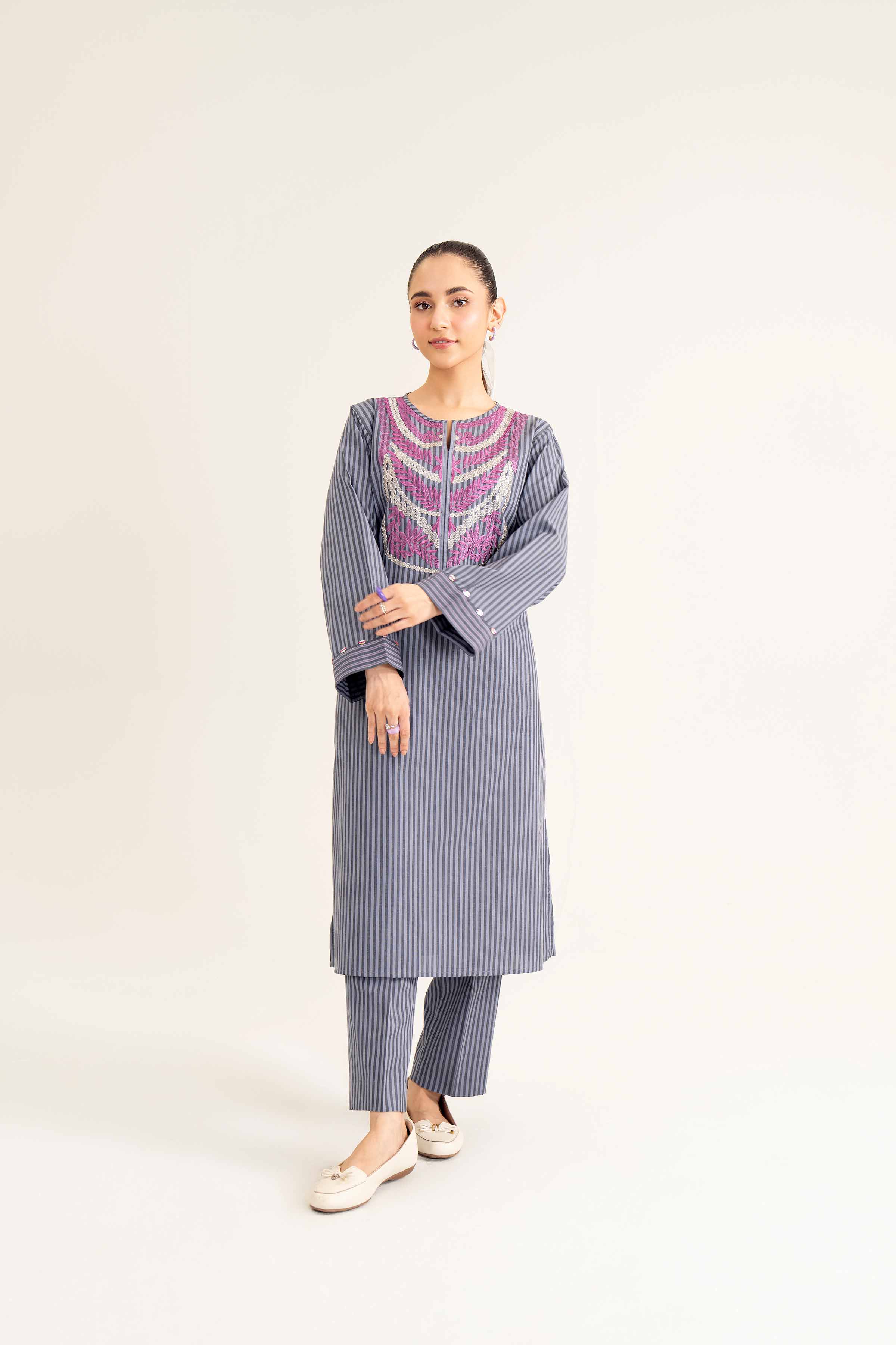 2 Piece - Embroidered Suit - PW24-16 - Image 5