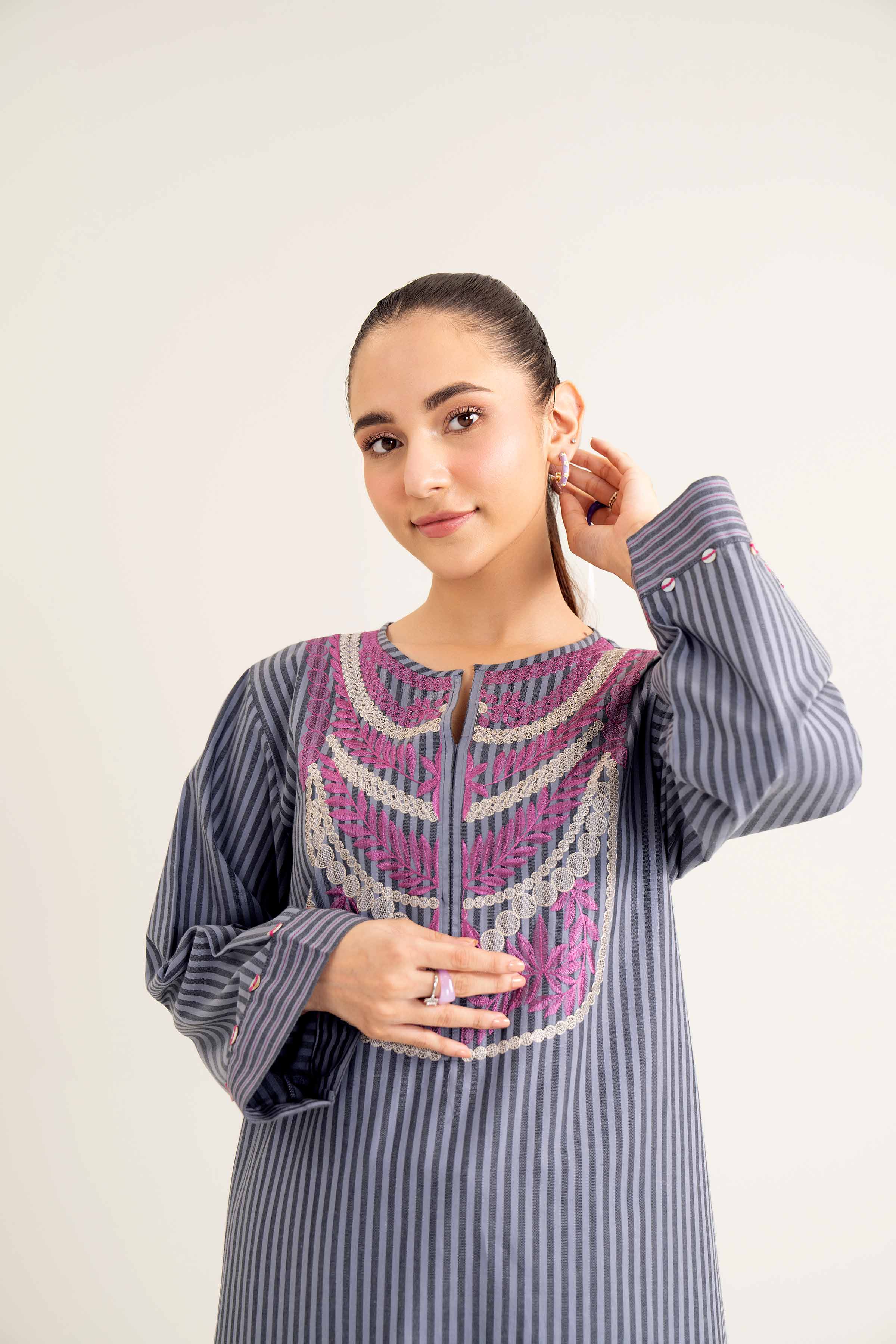 2 Piece - Embroidered Suit - PW24-16 - Image 9