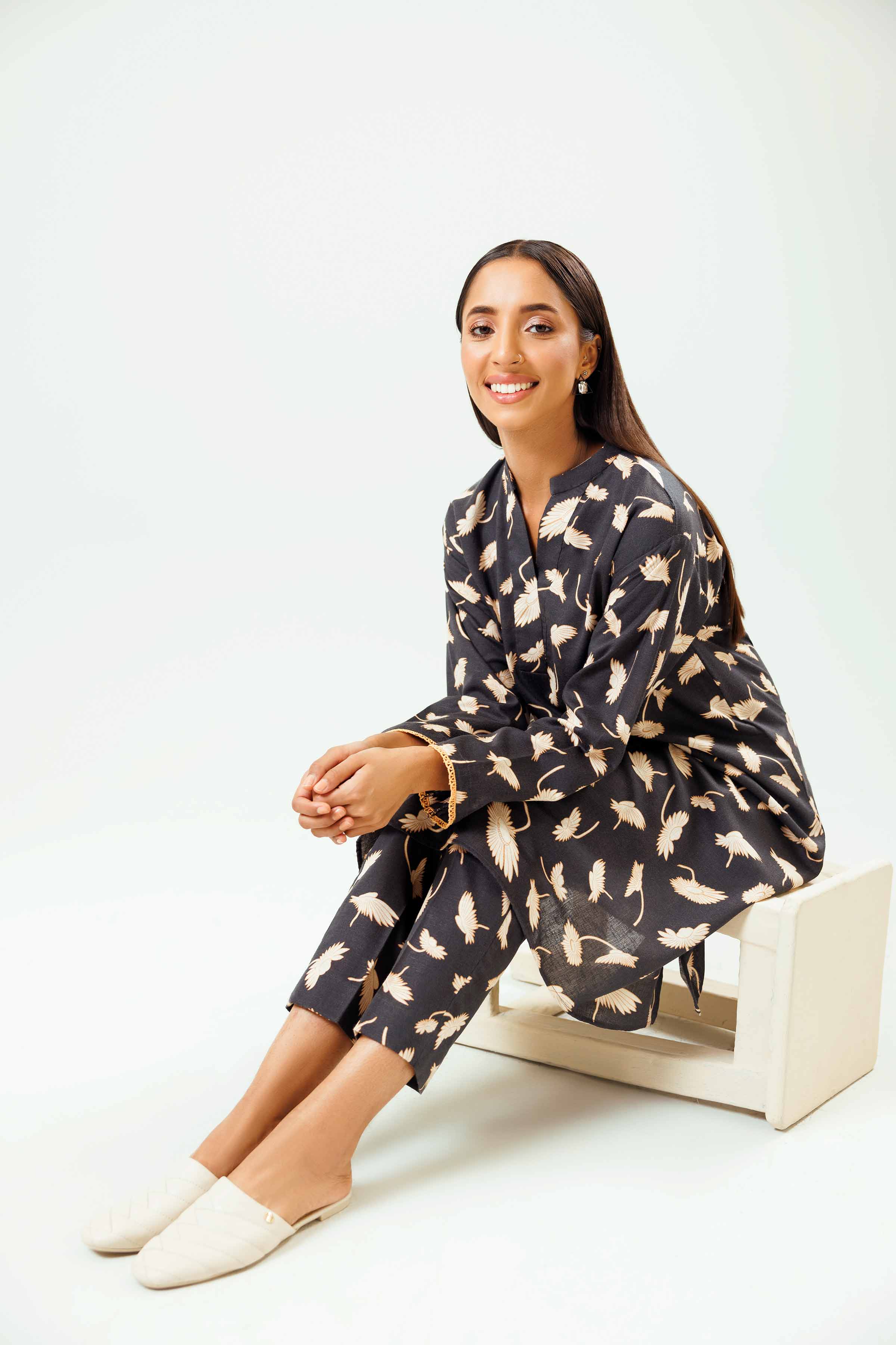2 Piece - Printed Suit - PW24-190 - Image 11