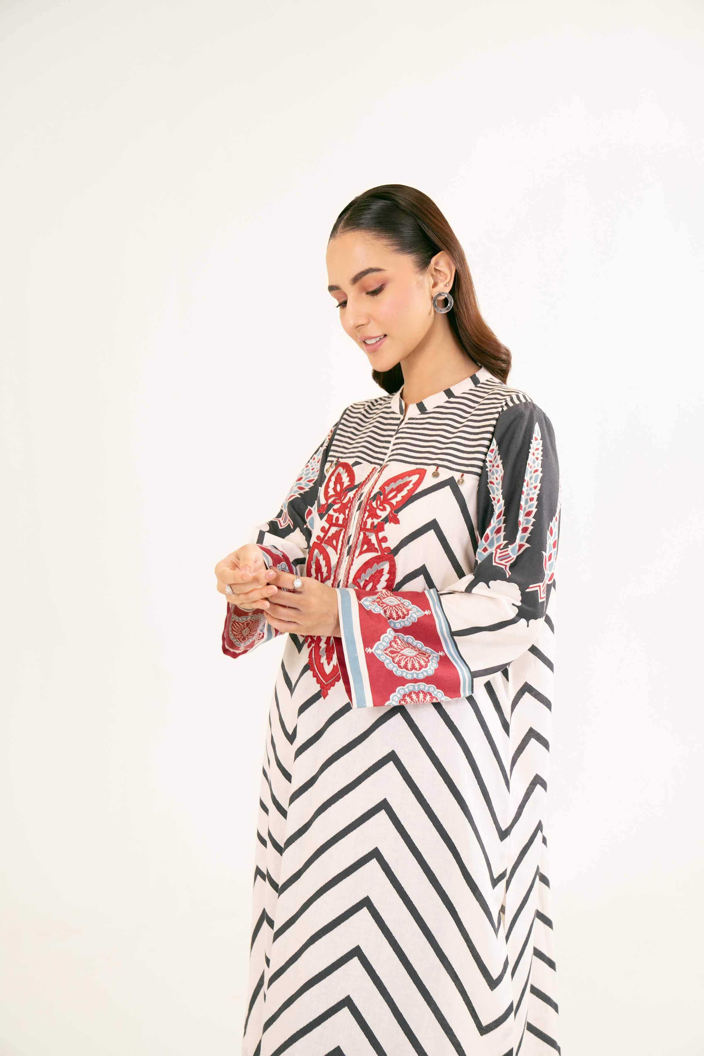 Printed Embroidered Shirt - PW24-223 - Image 5