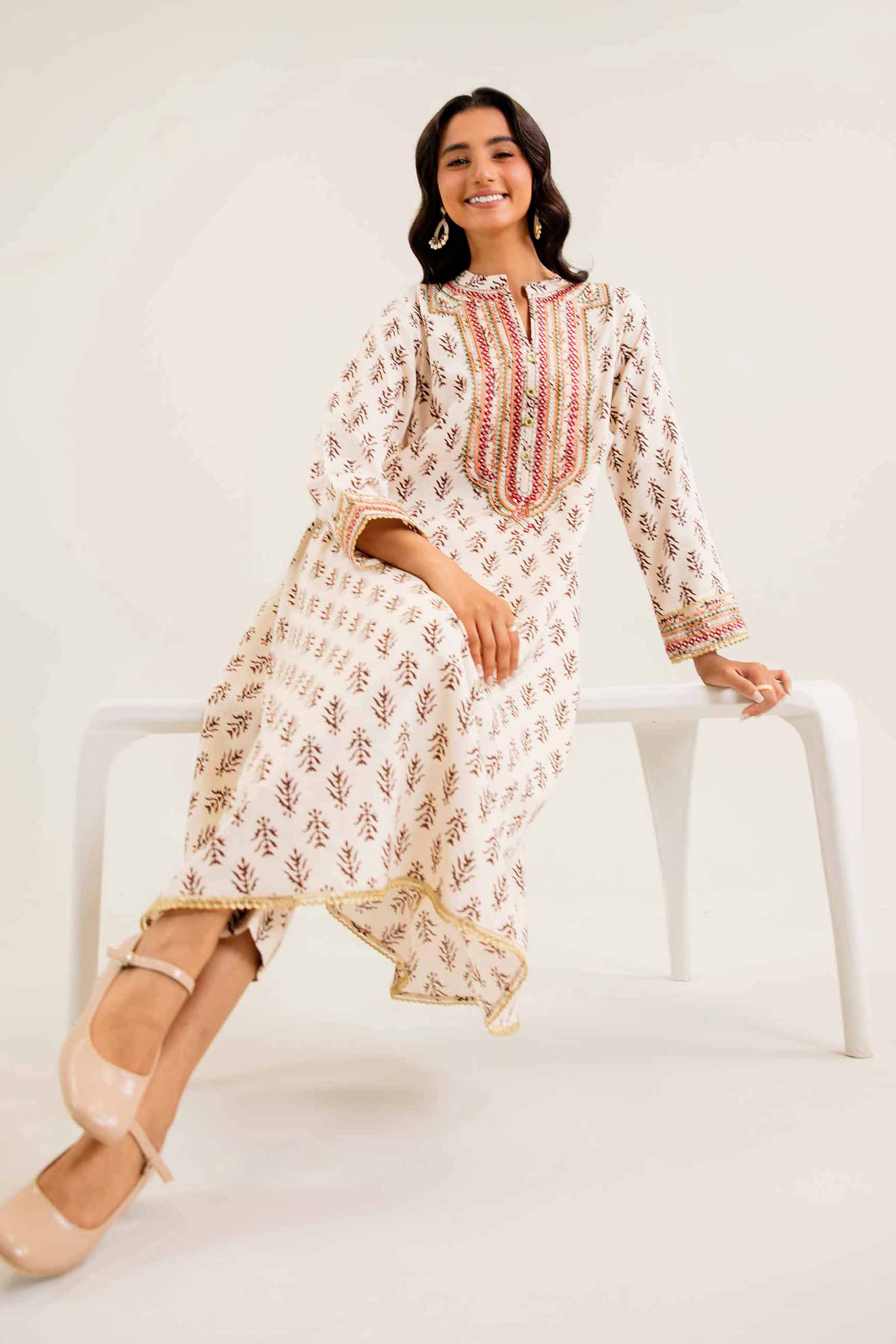 2 Piece - Printed Embroidered Suit - PW24-240 - Image 2