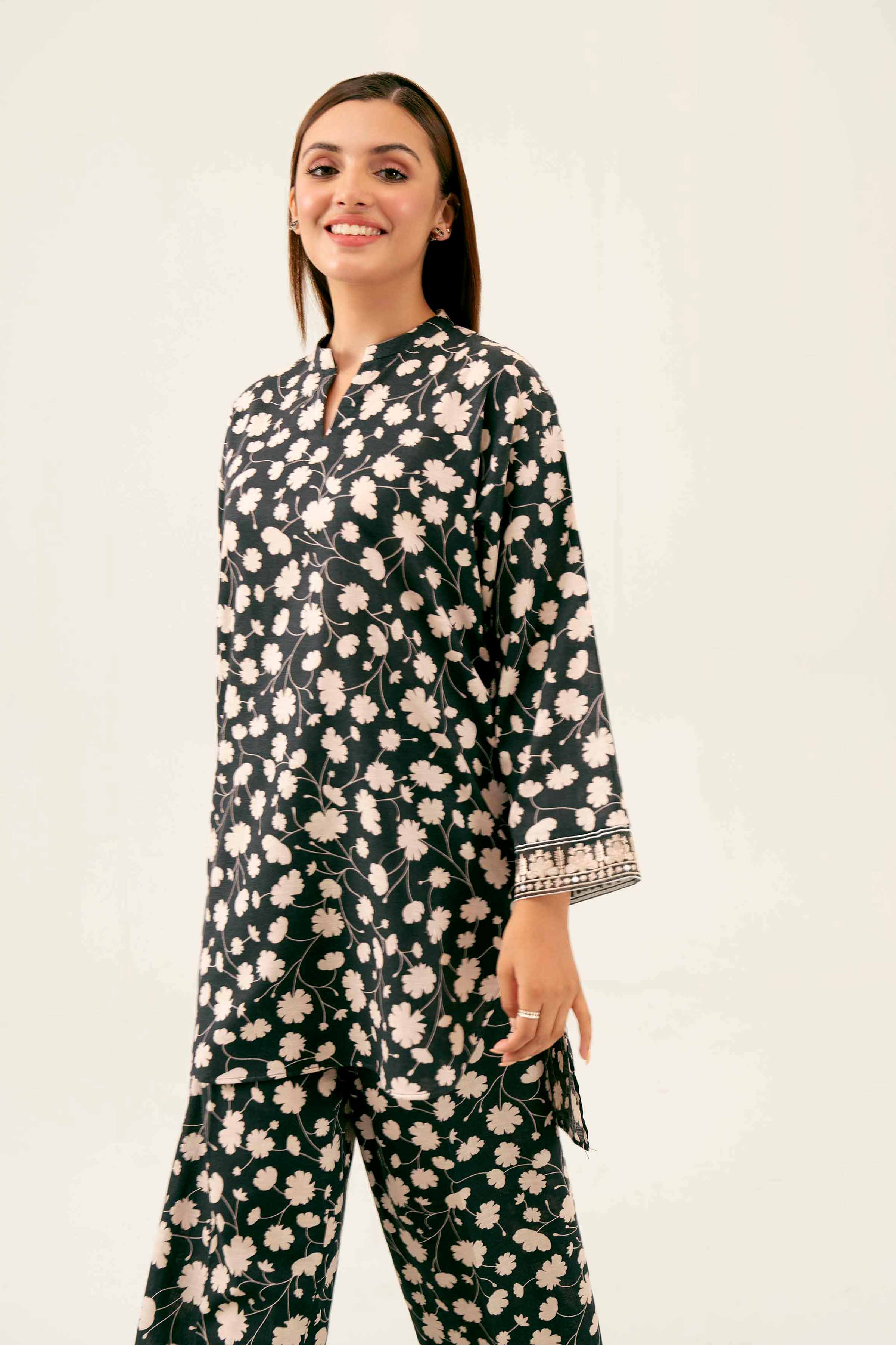 2 Piece - Printed Embroidered Suit - PW24-271 - Image 2